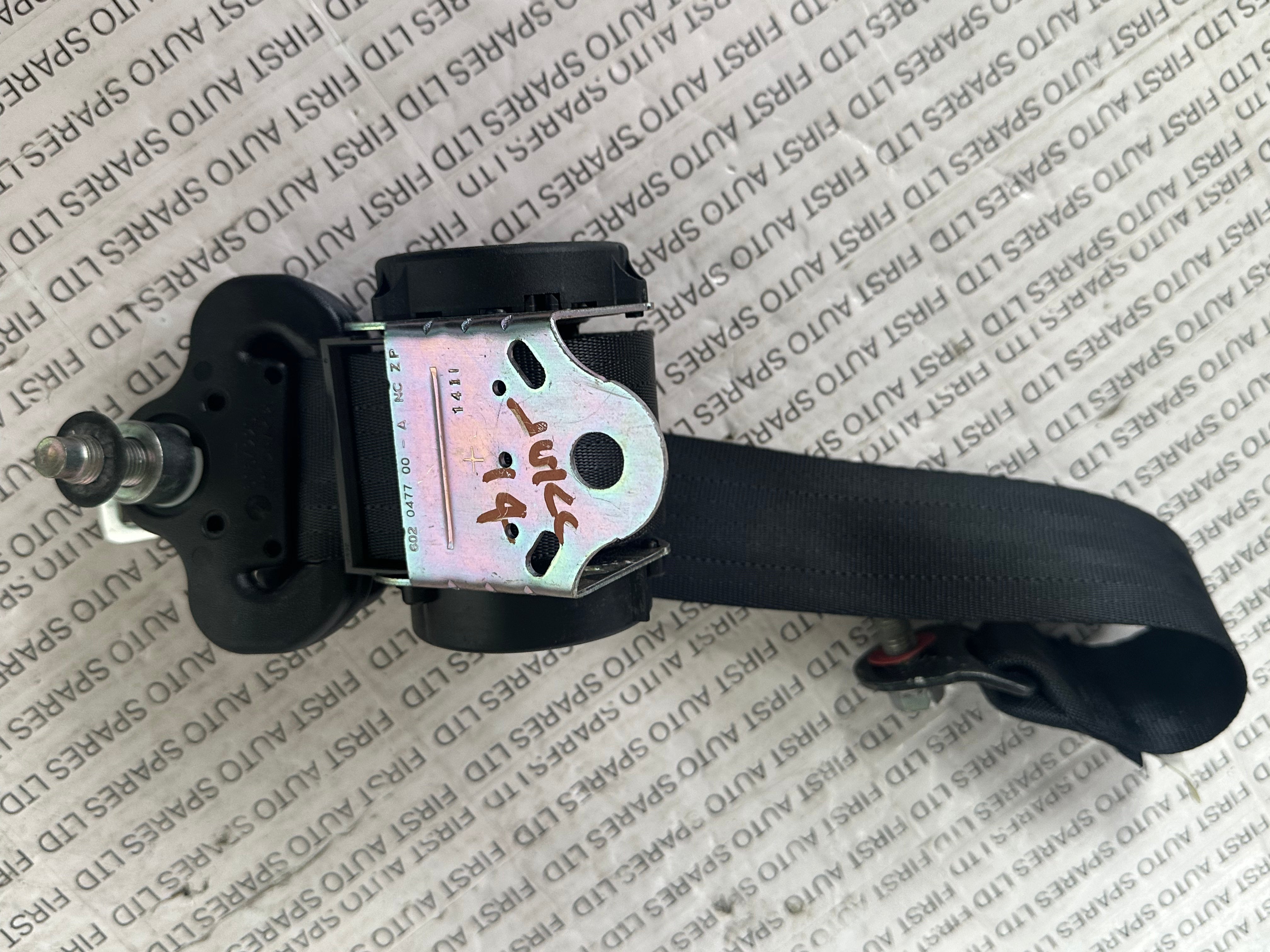 Nissan Juke 2014 Rear Right Seatbelt - (61987-0600D)