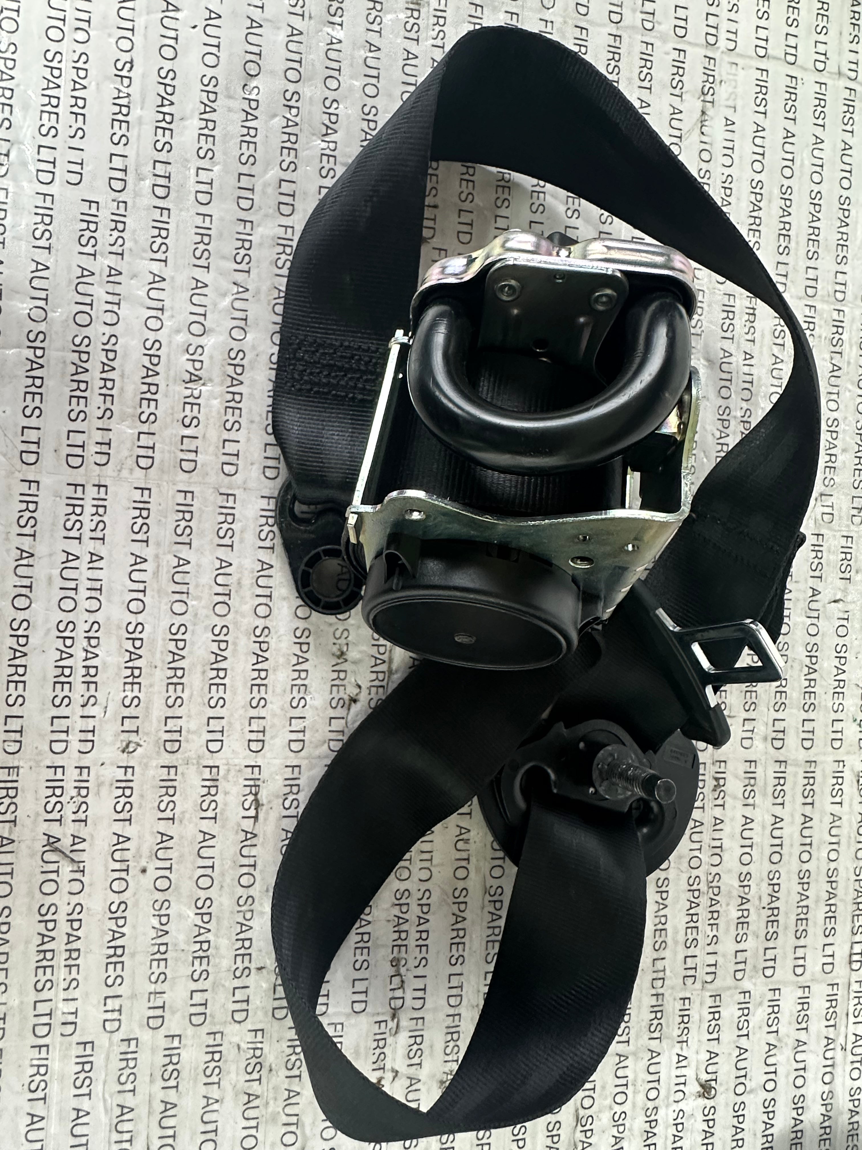 Land Rover Discovery Sport Front Passenger's Left Seatbelt (L004591) (635385200B)