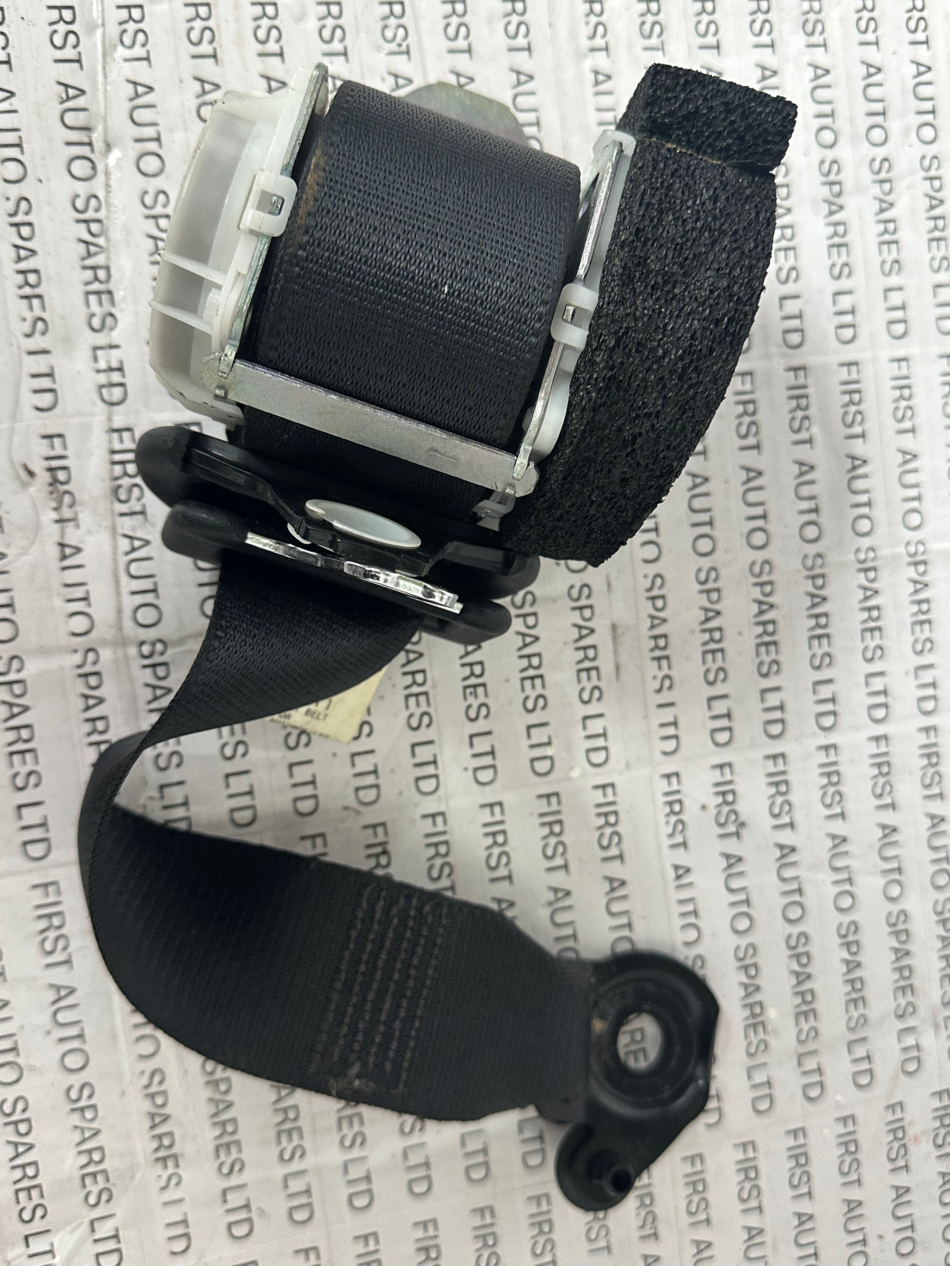 Toyota Yaris 2013 Rear Right Seatbelt (HO73801)