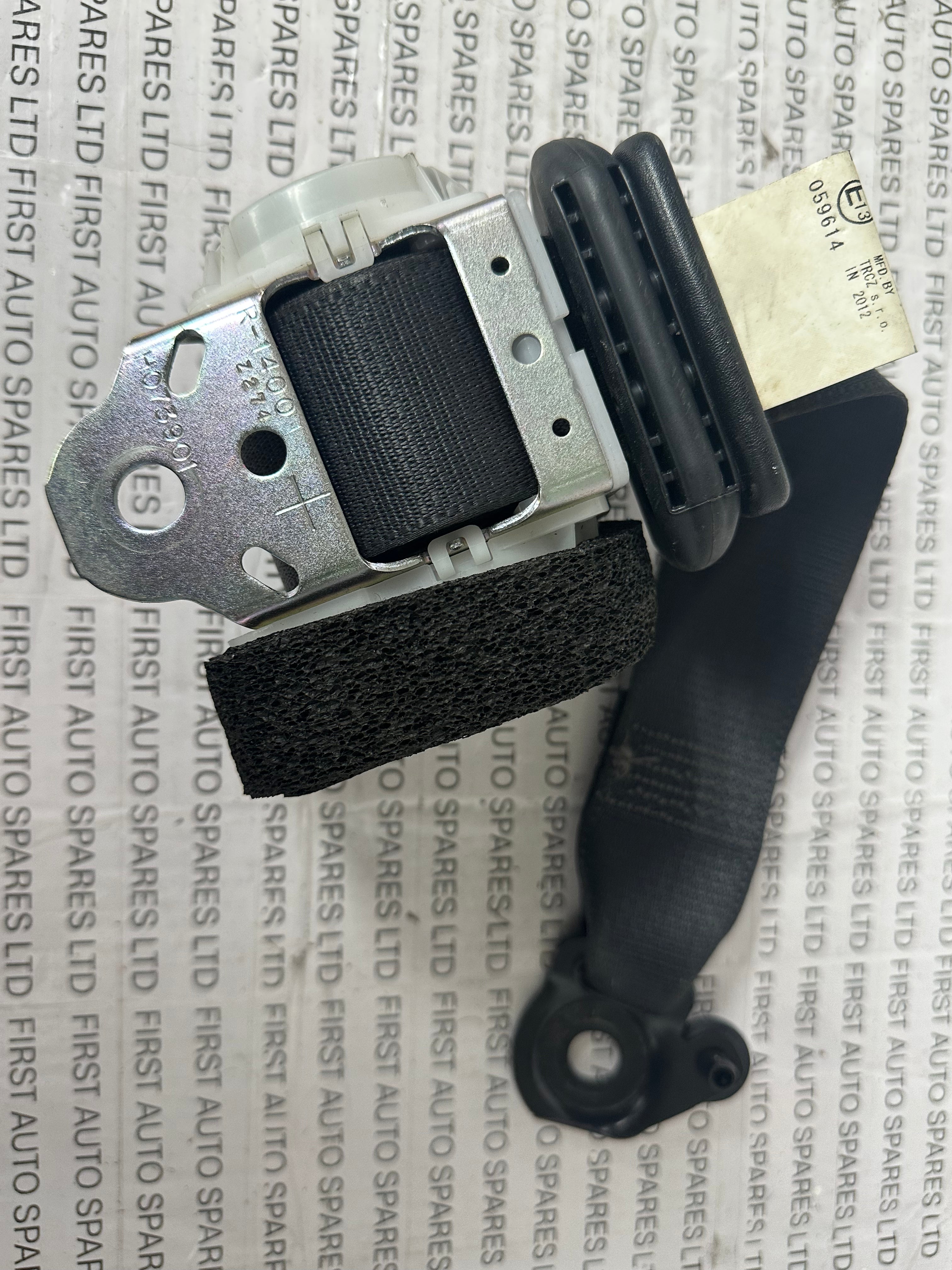 Toyota Yaris 2013 Rear Left Seatbelt (HO73801)