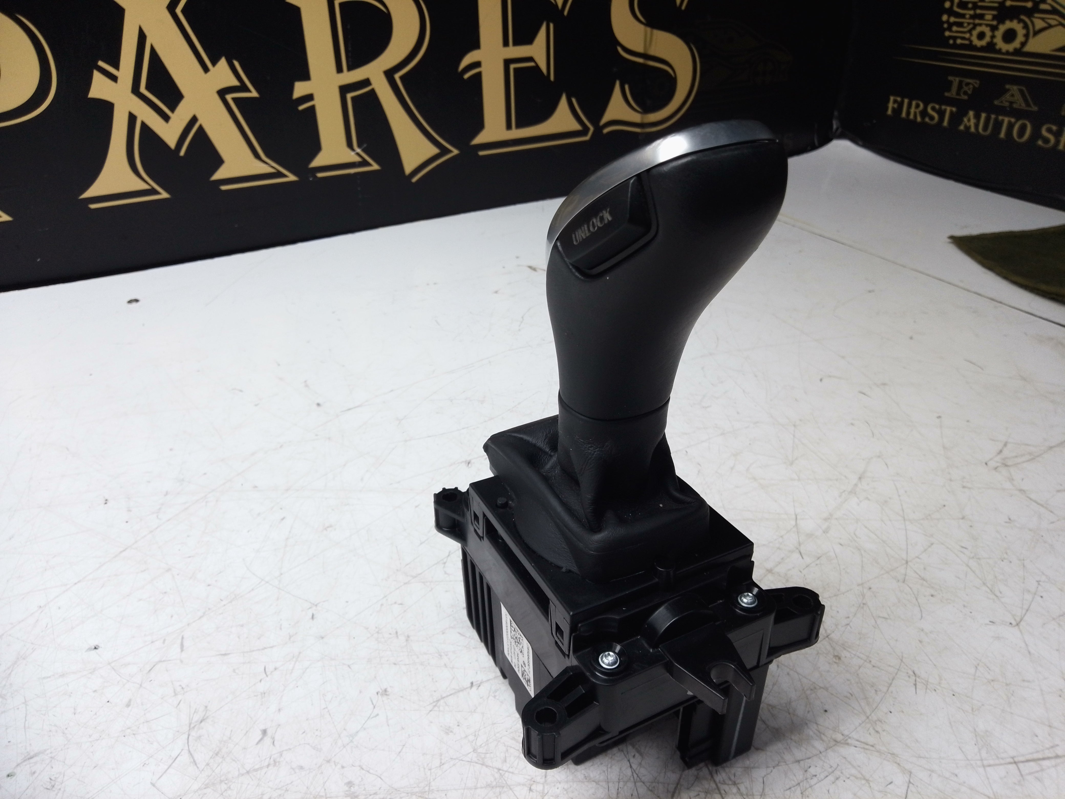 BMW X5 F15 2017 Gear Shifter Selector (GW9384930)