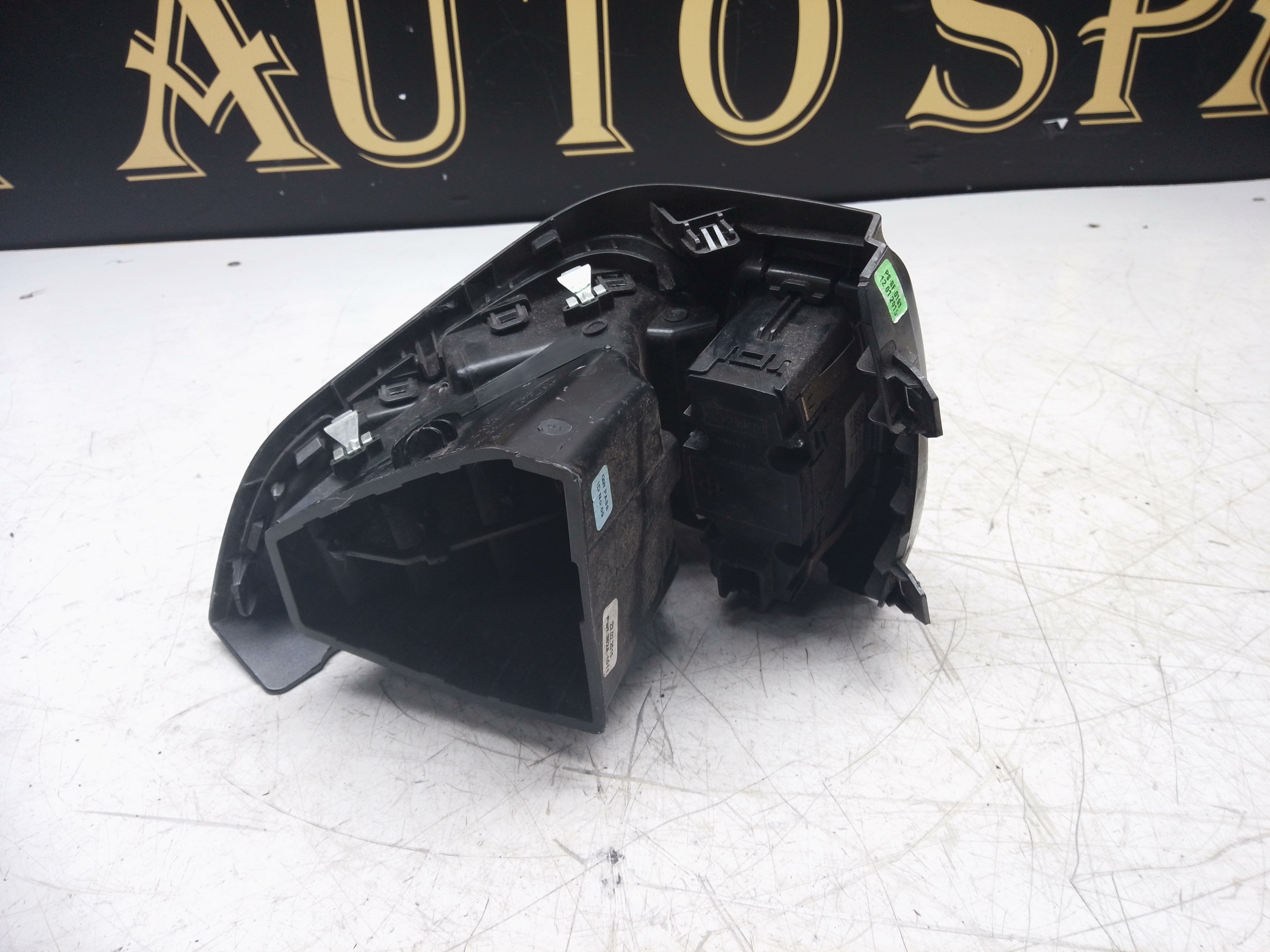 Ford Transit Custom 2014 Air Vent Front Driver Side (BK21V018B08CA3BP)