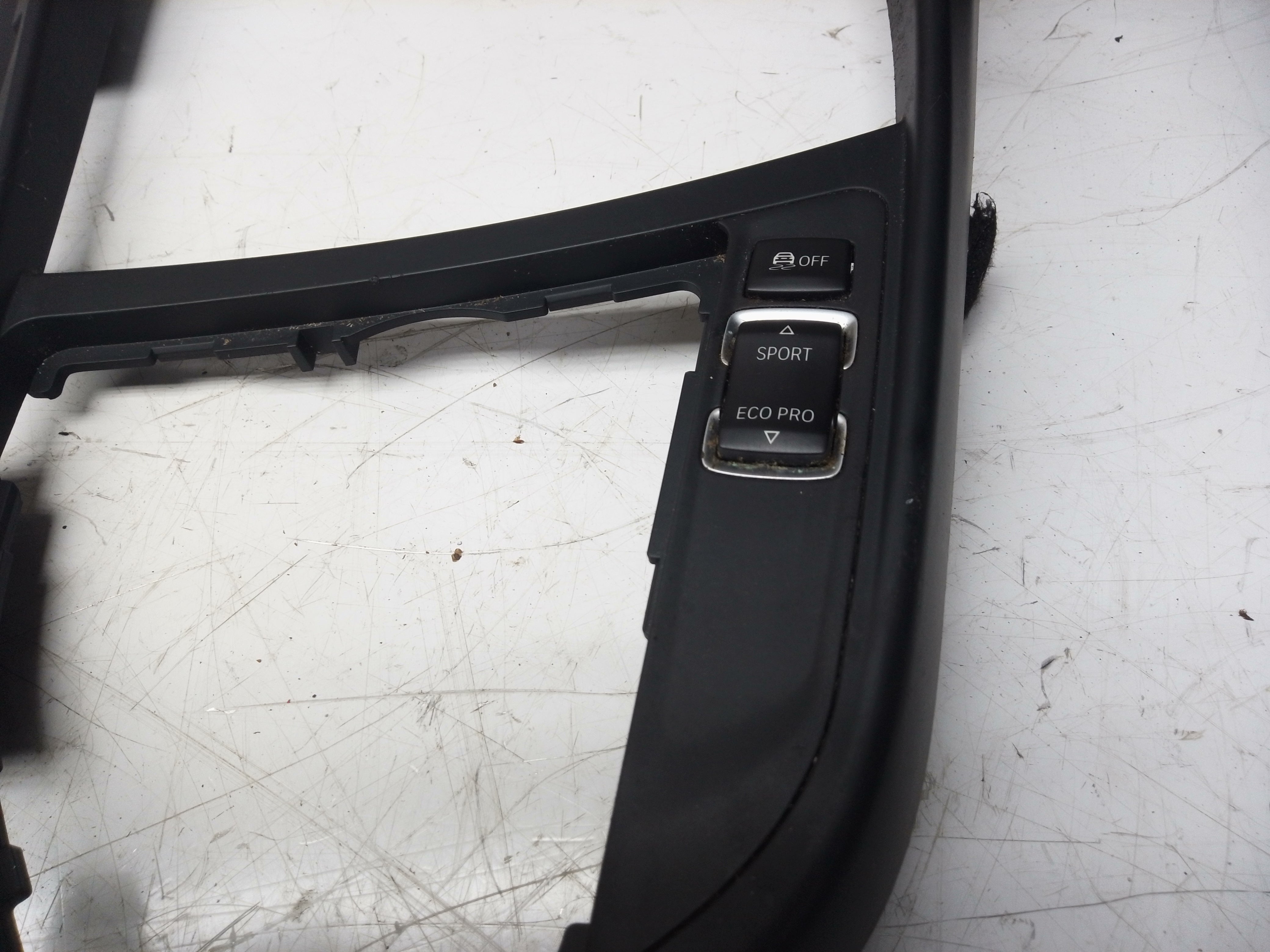 BMW 1 Series F20 F21 Centre Console Insert Trim Cover Panel (105026819 / 9206314)