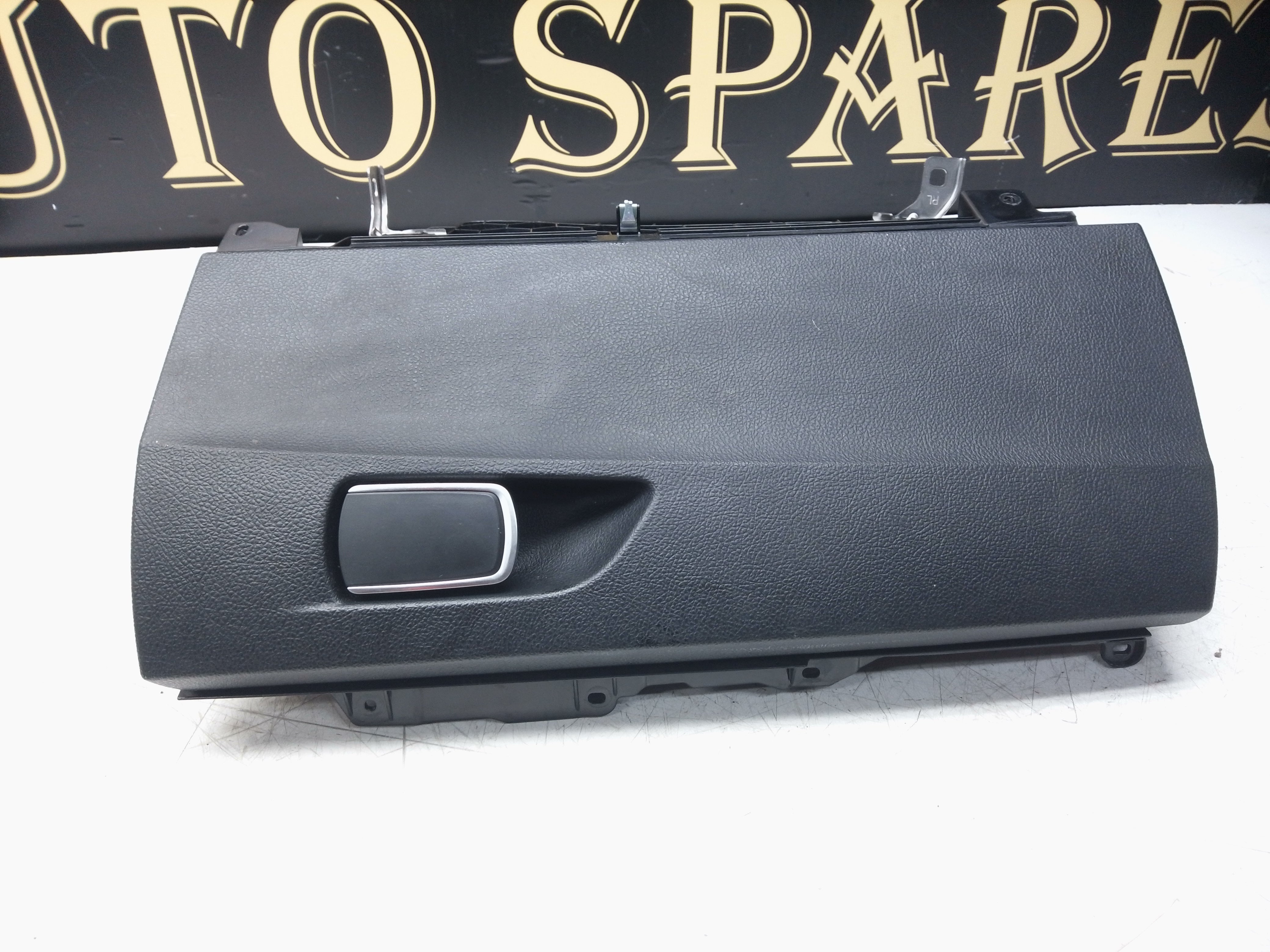BMW 2 Series F22 M Sport Dashboard Glovebox Storage Compartment (9227250)