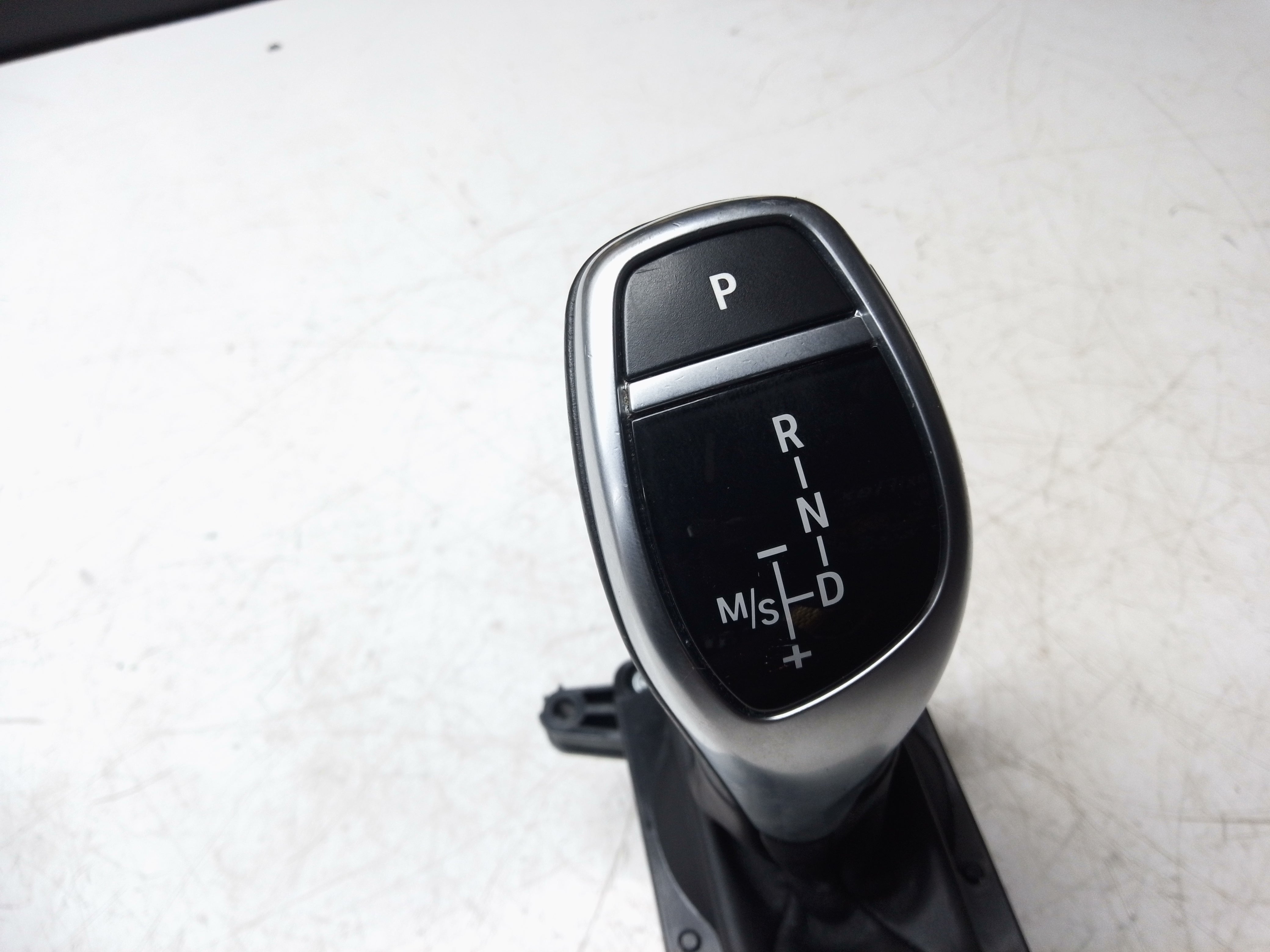BMW X5 F15 2017 Gear Shifter Selector (GW9384930)