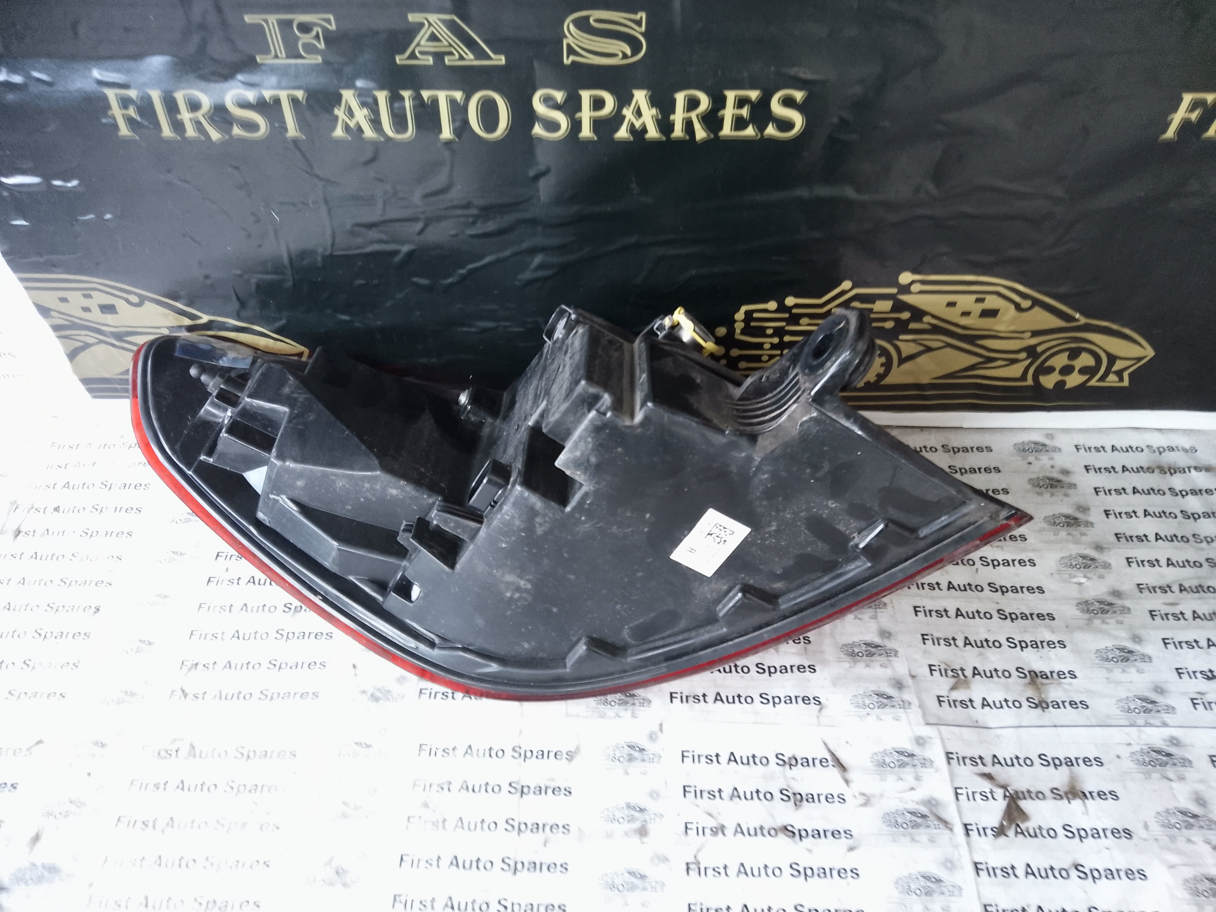 BMW 1 Series F40 2020 Rear Right Driver’s O/S Tail Light 7450644) (647502)
