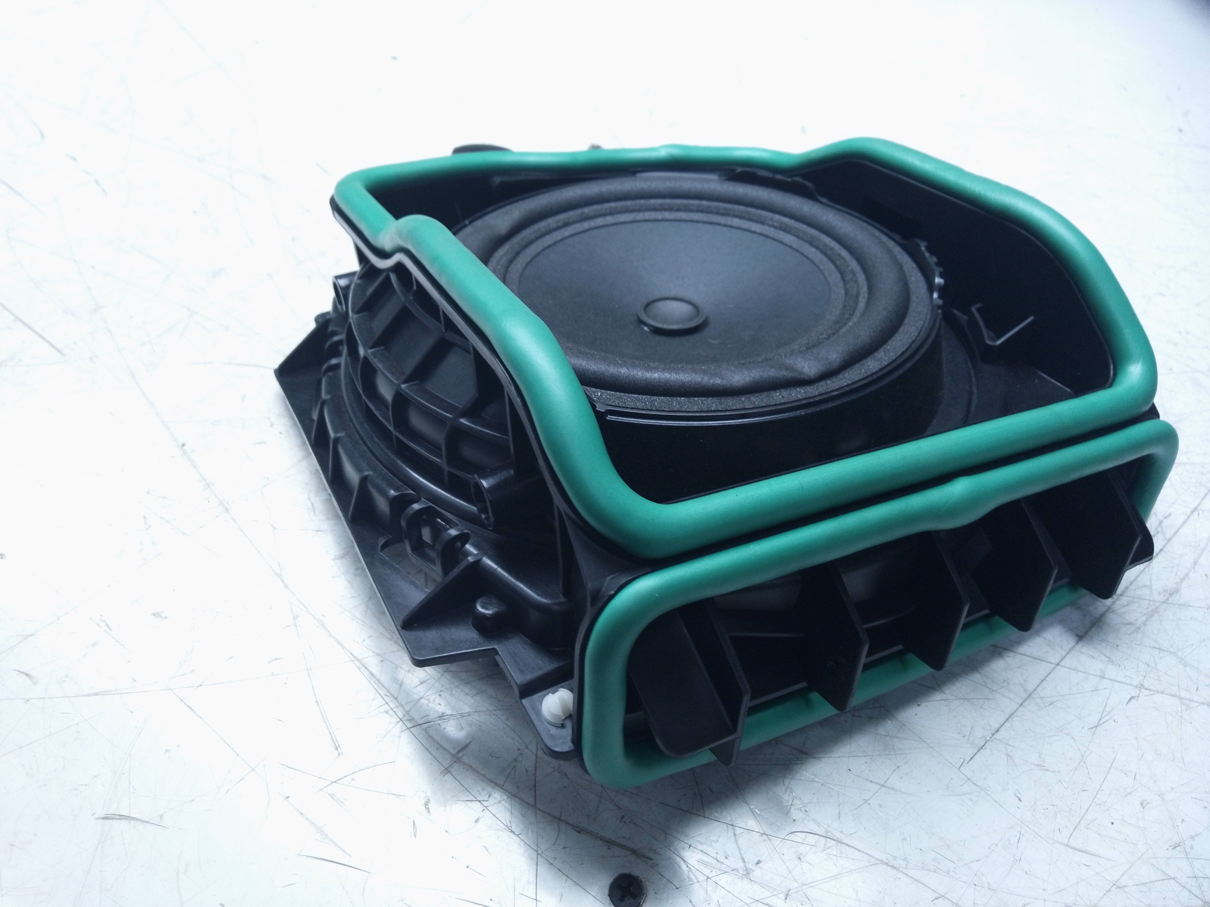 BMW 3 Series G20 2018-2025 Loud Speaker Pair Bass (2622565) (2622566)