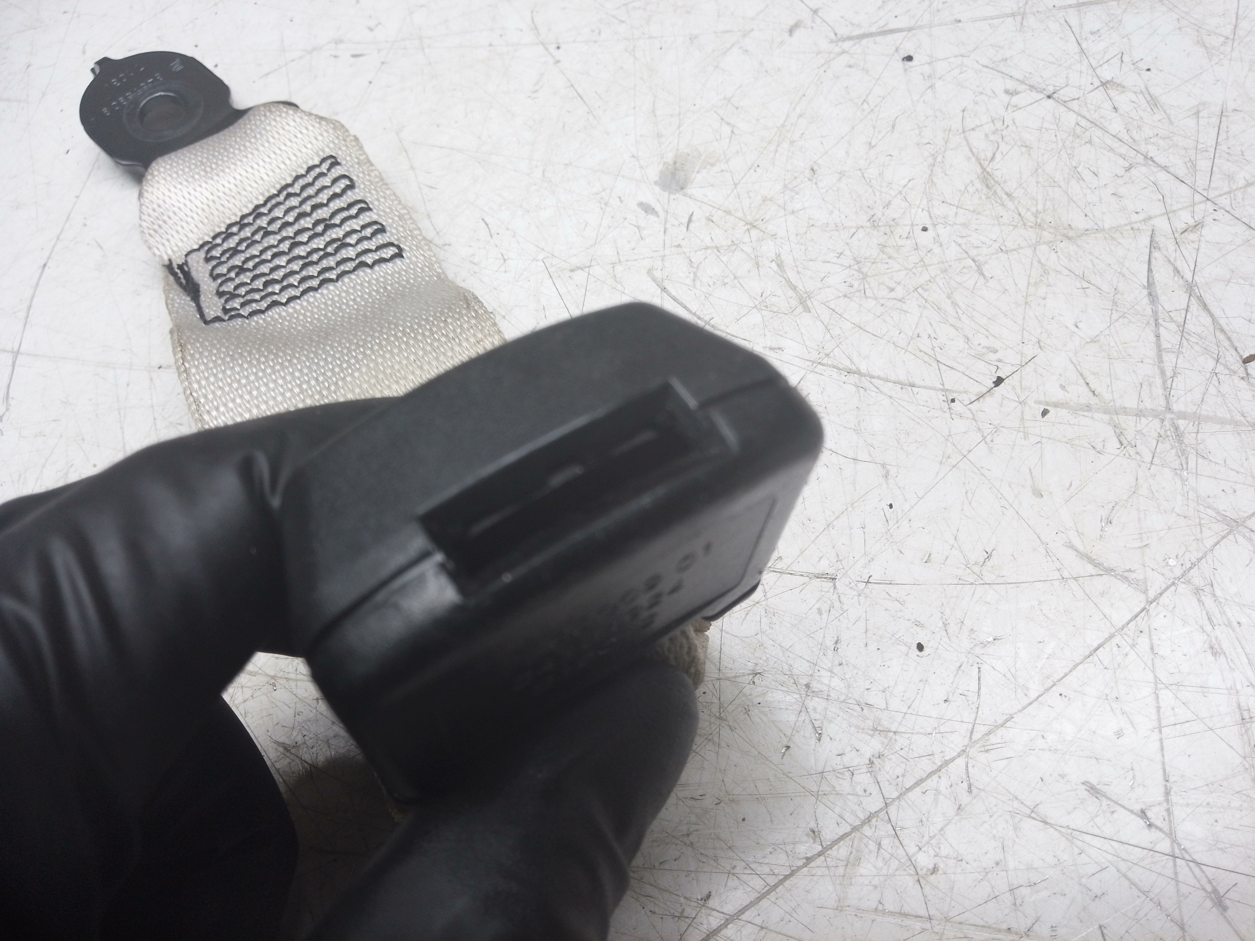 BMW 6 Series F06 M6 Gran Coupe Rear Middle Seat Buckle (34134924)