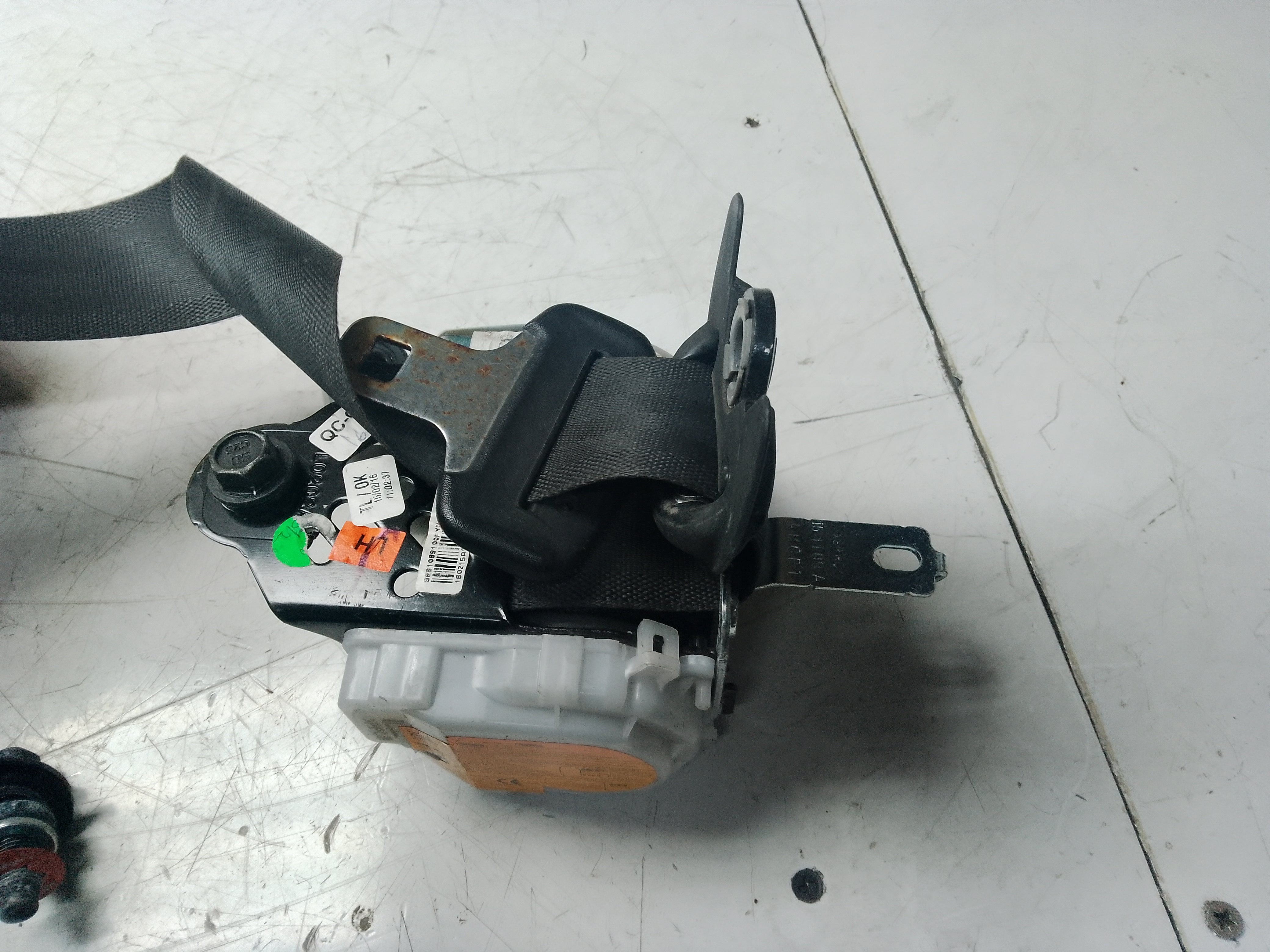 Hyundai i10 Mk2 2013-2019 Passenger Left Front Seat Belt (88810/20-B9100)