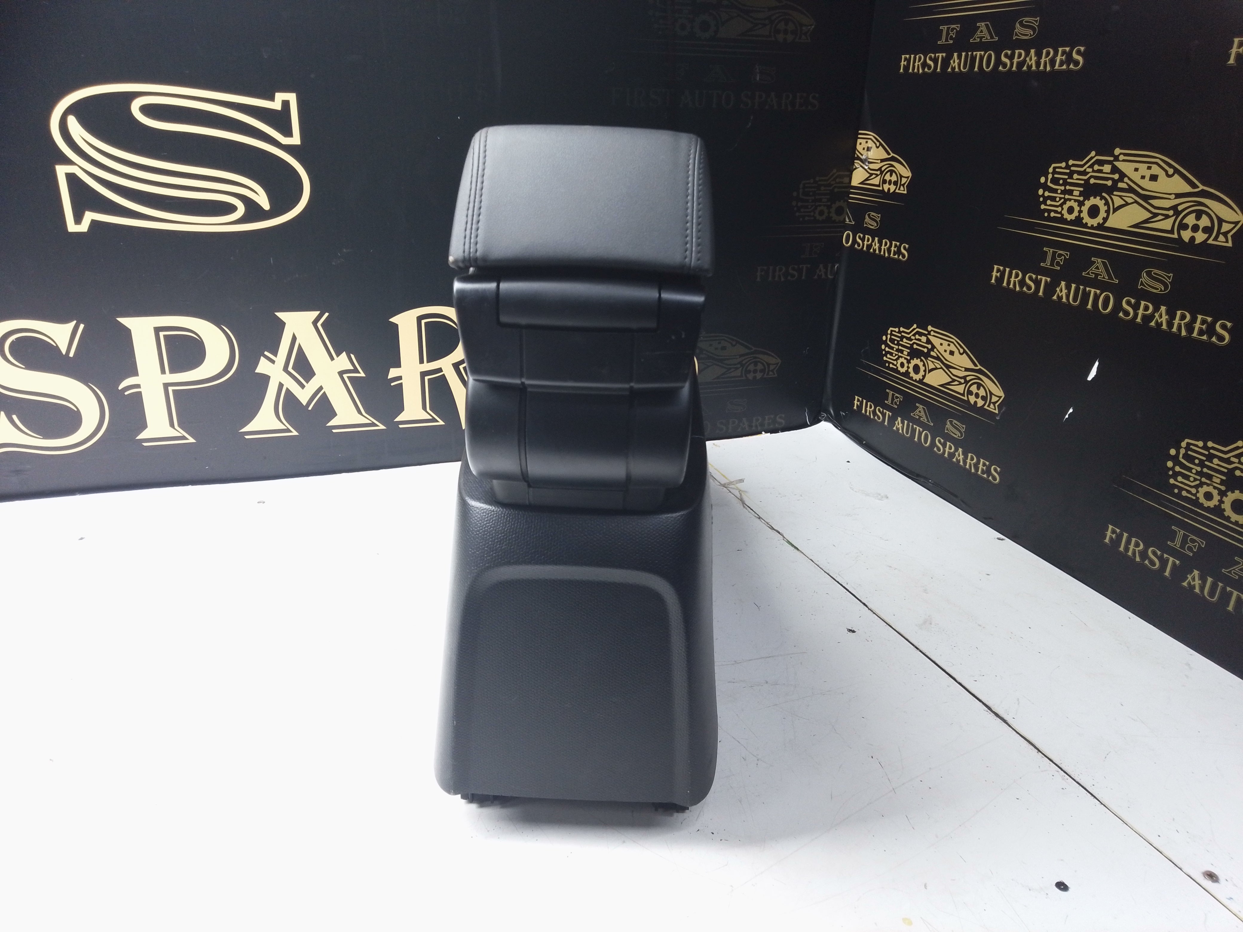 BMW i3 L01 Centre Middle Console Armrest (727 584.10) Unit i-Drive Controller (1678588)