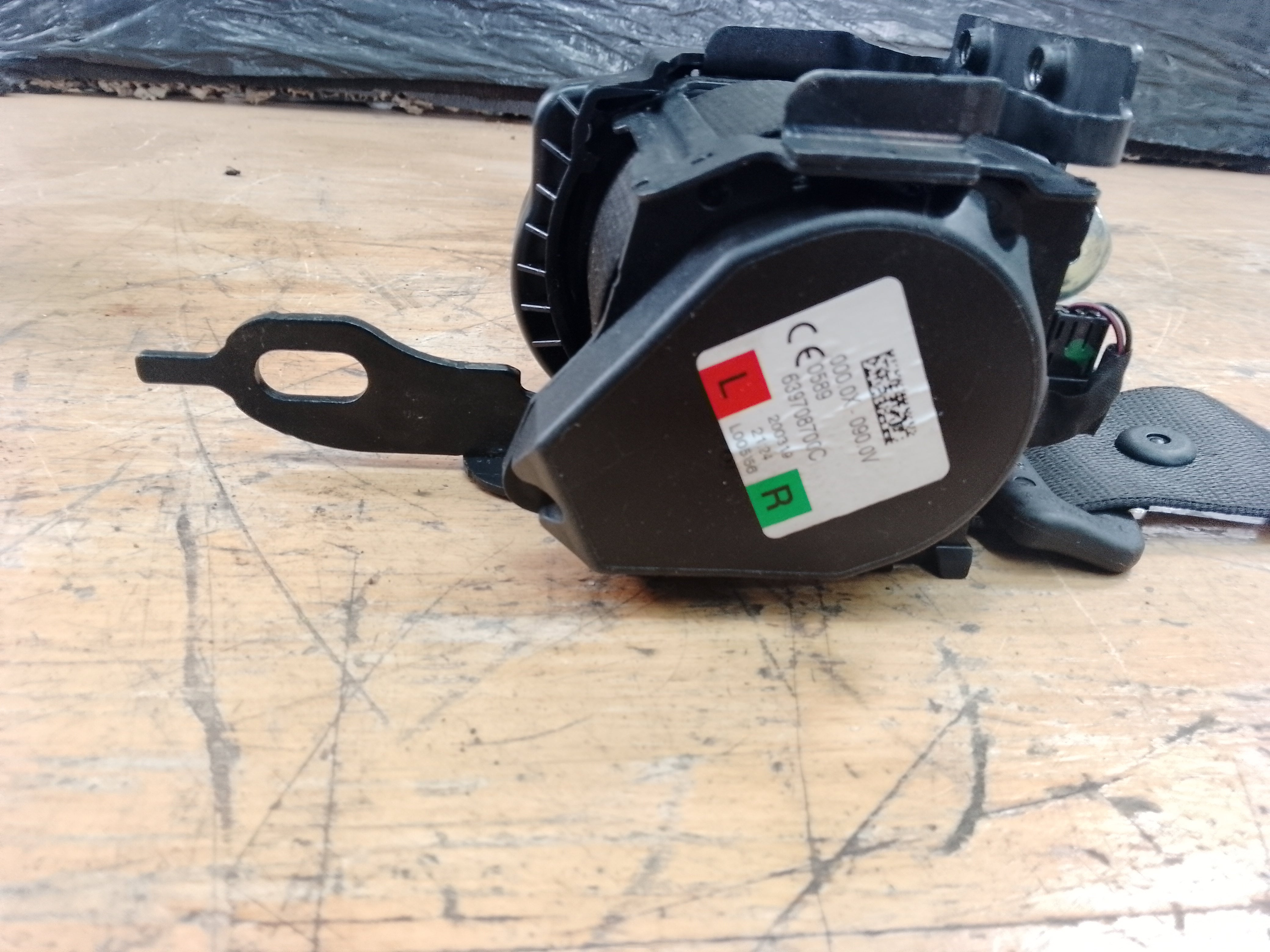 BMW 5 Series G30 2019 Drivers or Passenger Side Rear Seat Belt (639708700C)