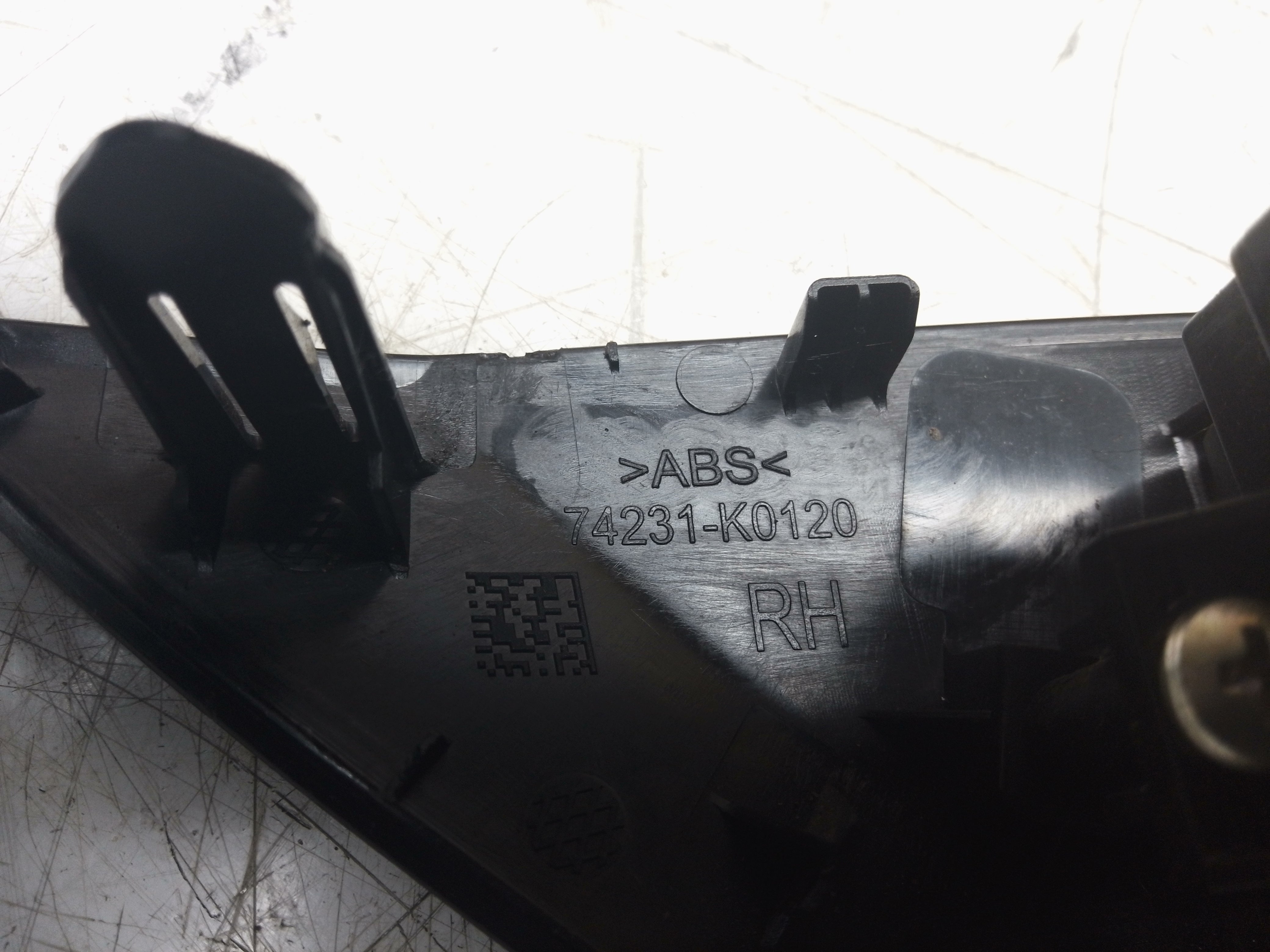 Toyota Yaris 2020–2024 Driver’s 4-Way Window Switch (84040-0D030)