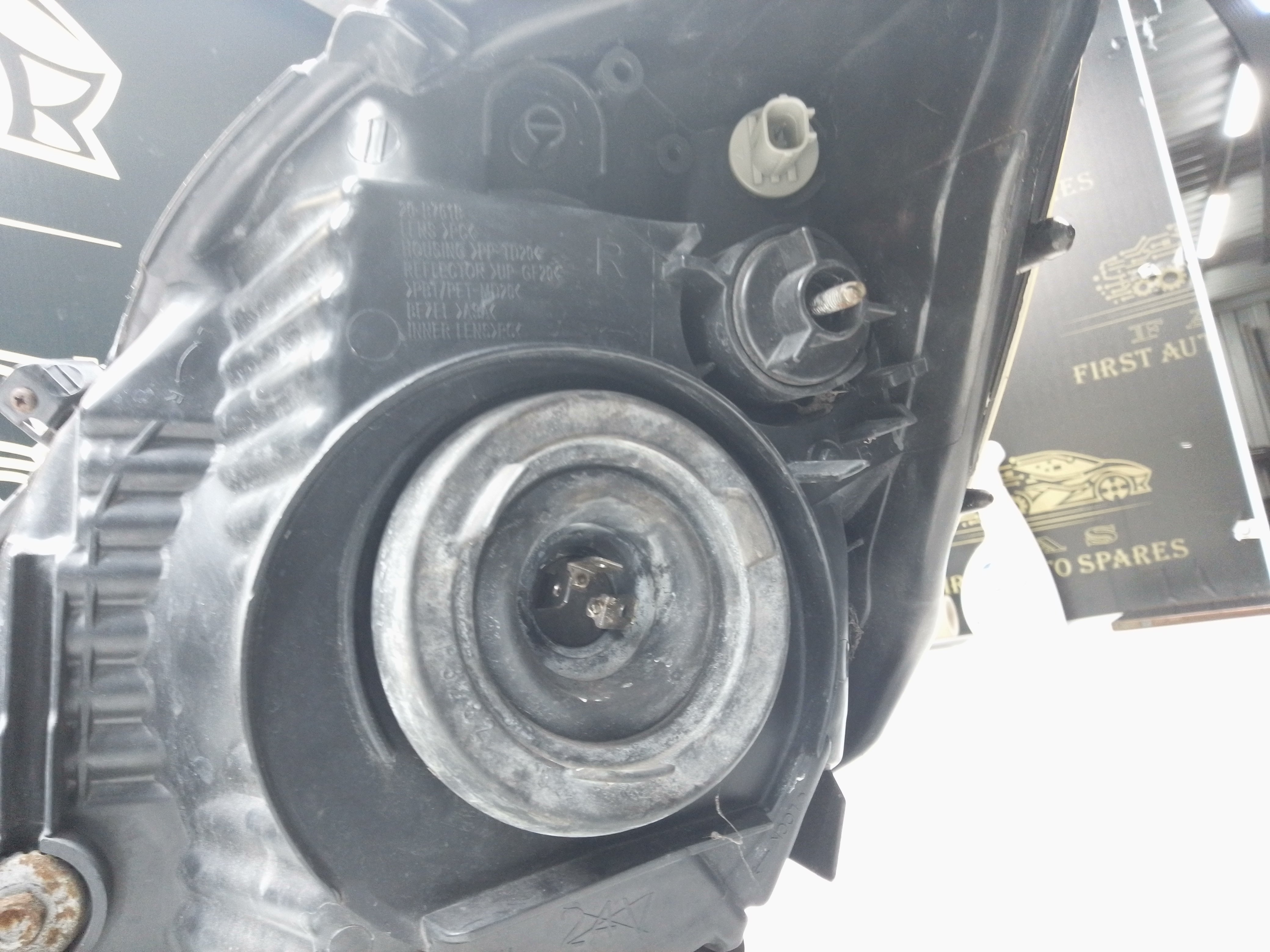 Honda Jazz 2008–2011 Right/Driver Side Headlight