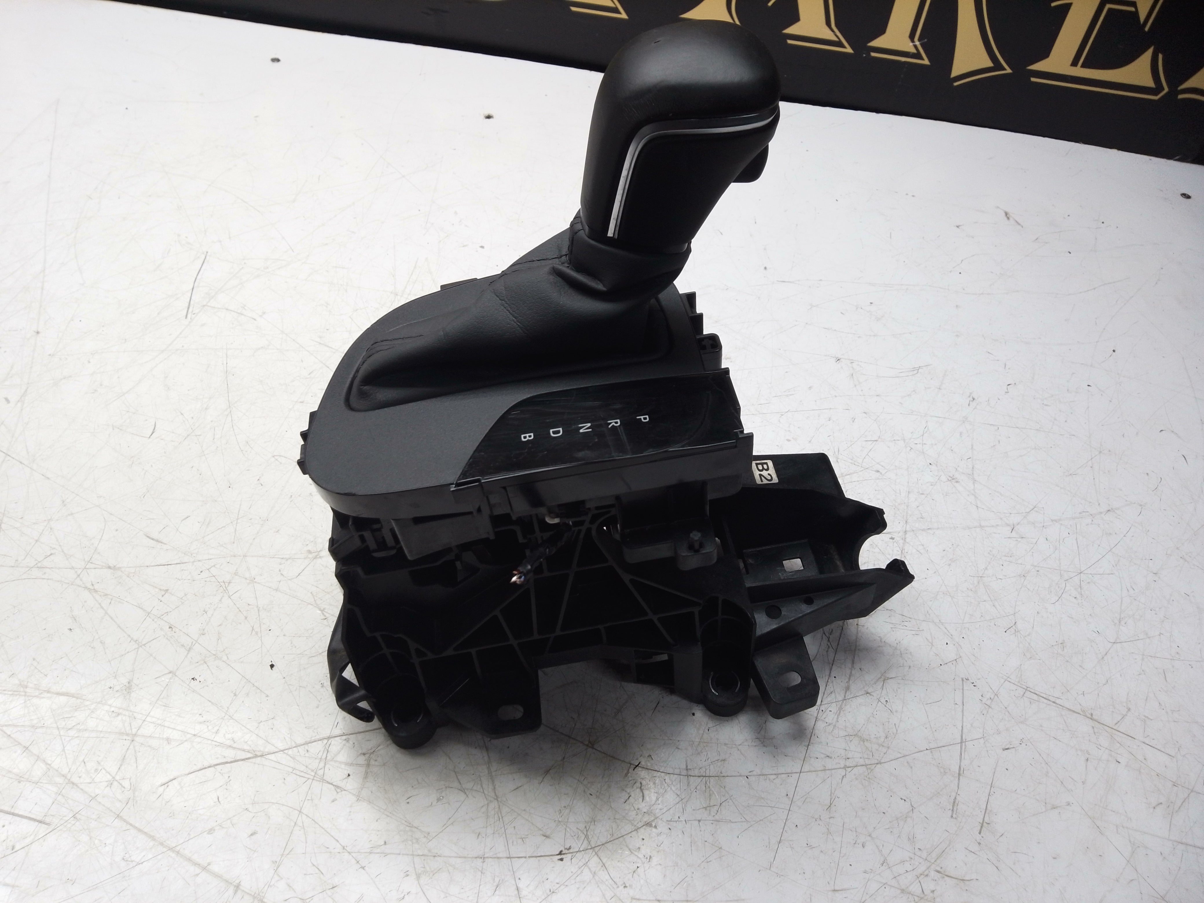 Toyota C-HR 2016-23 Gear Selector Shifter Mechanism (75G591-RHD)