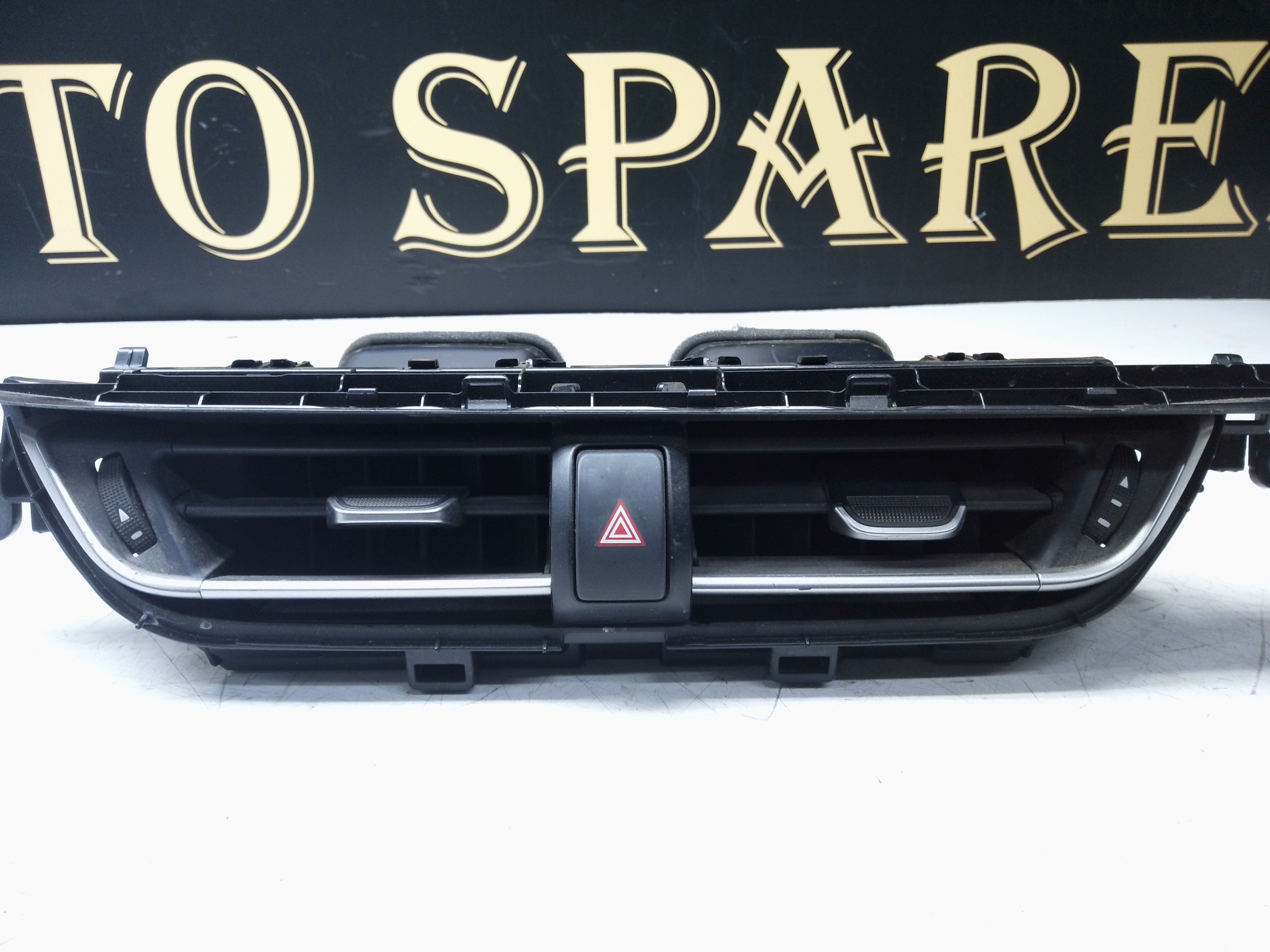 Toyota C-HR 2021 Centre Dashboard Air Vent Grill Hazard Switch (55670-F4020)