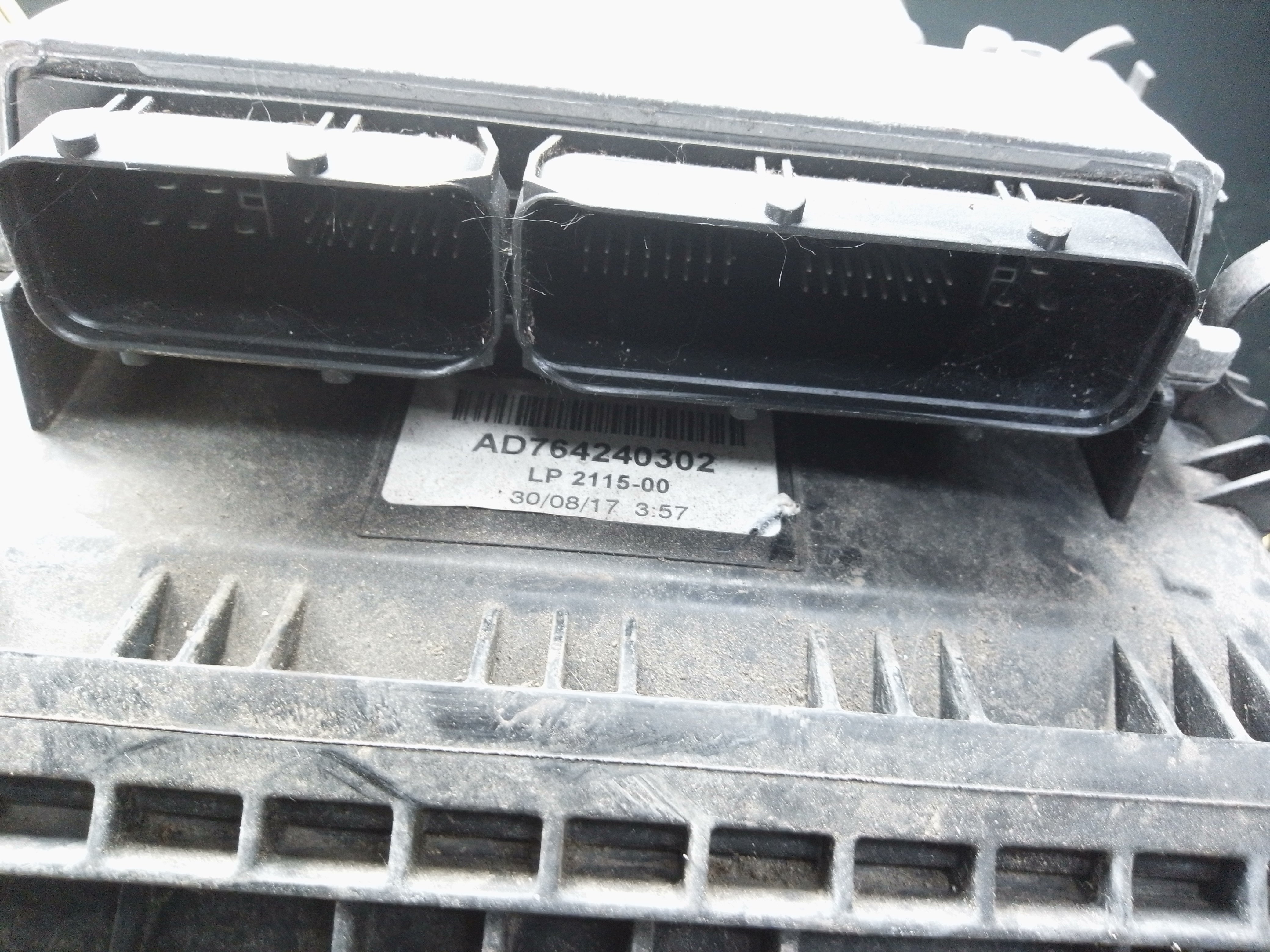 BMW i3 Hybrid Air Filter Box & Module (7642403)