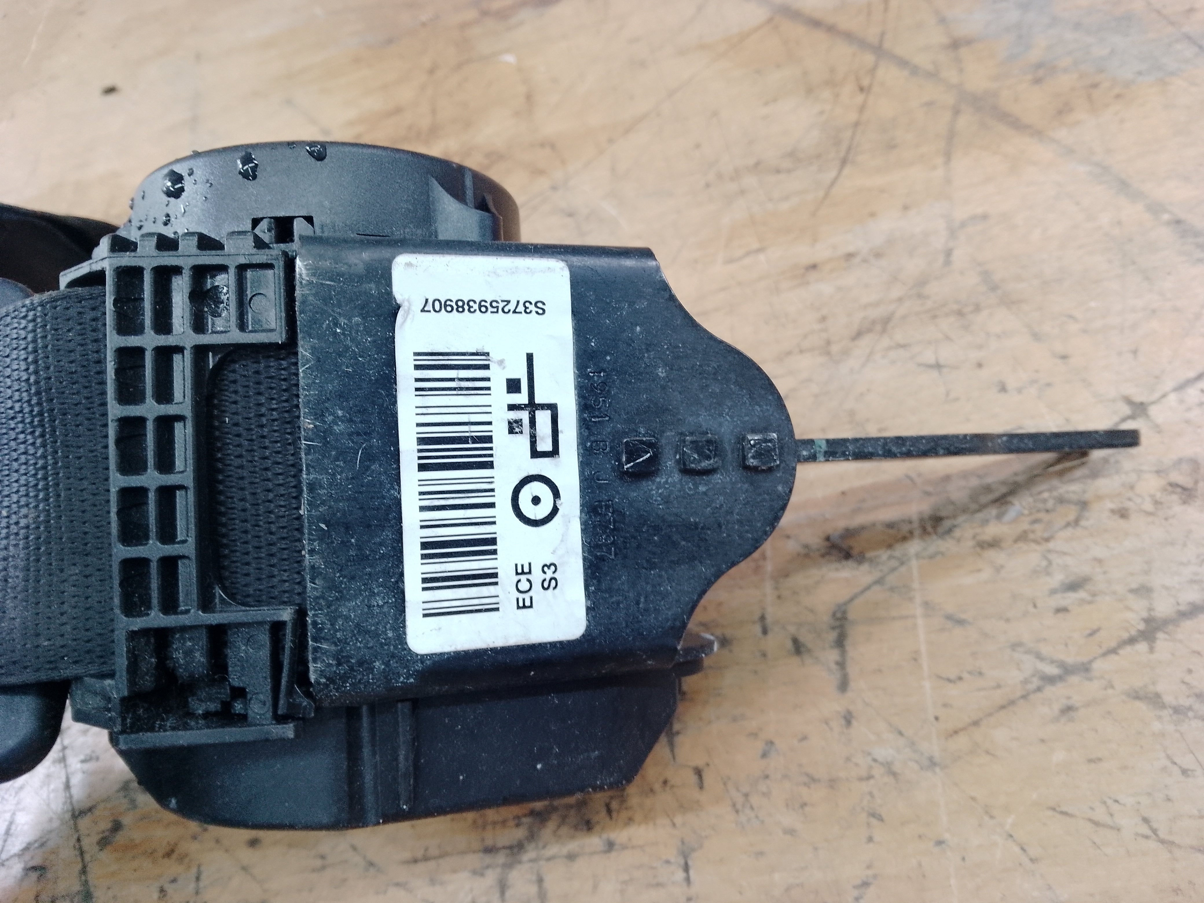 Toyota C-HR 2017-2023 Rear Right Seat Belt (73360-F4011) (73360F4011)