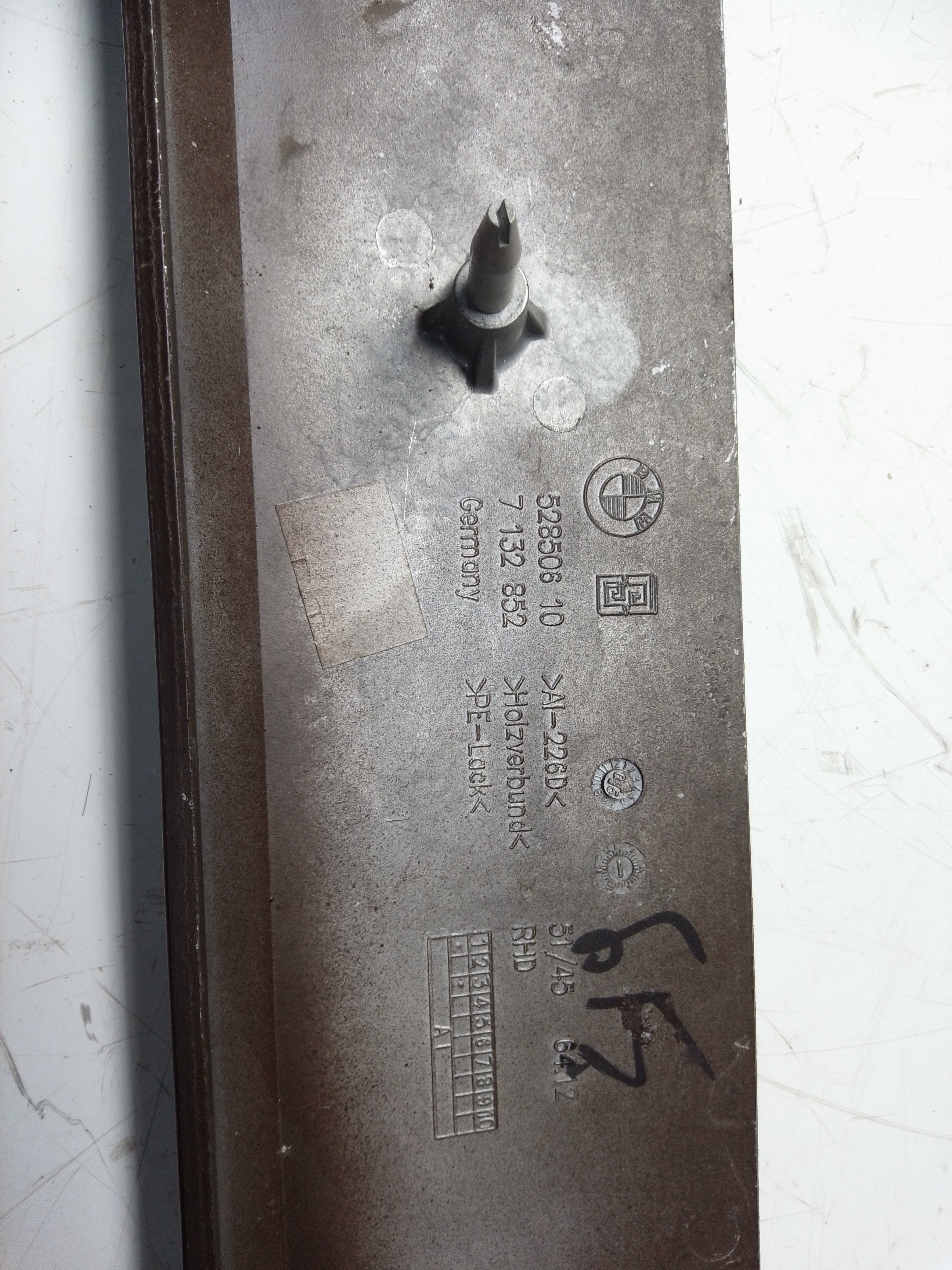 BMW 3 Series E90 E91 Air Vent Grill/Dashboard Cover Wood Trim Complete (7132852)