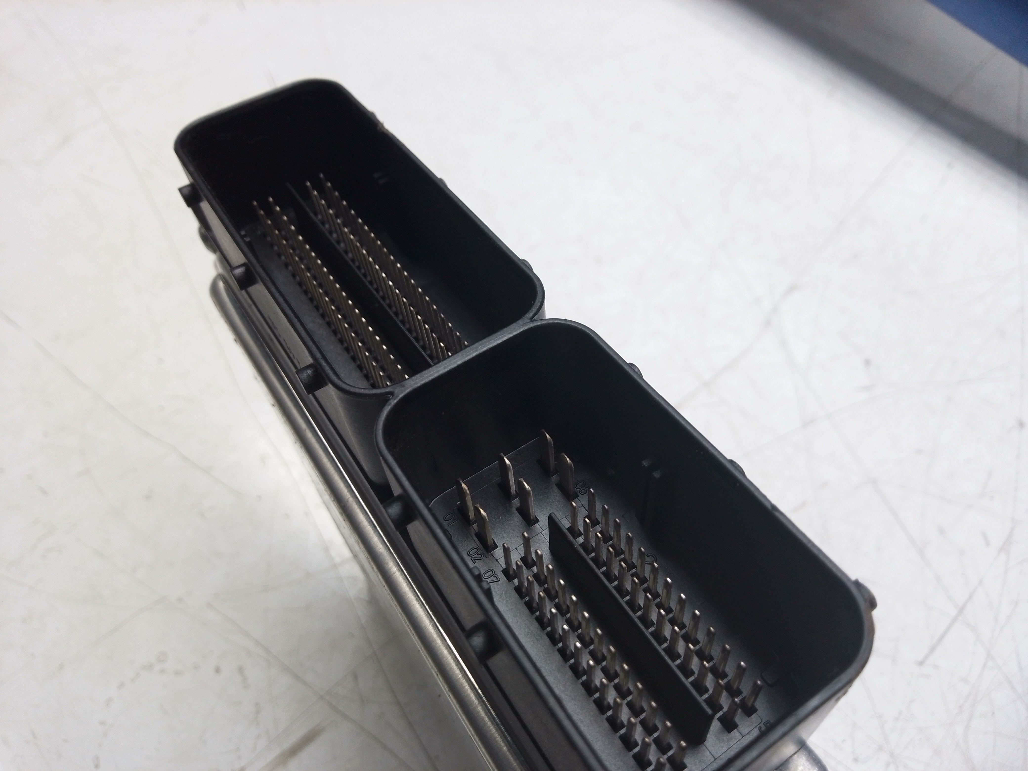 BMW 1 2 3 4 Series F20 F26 F30 F32 F34 Engine ECU (8586540)