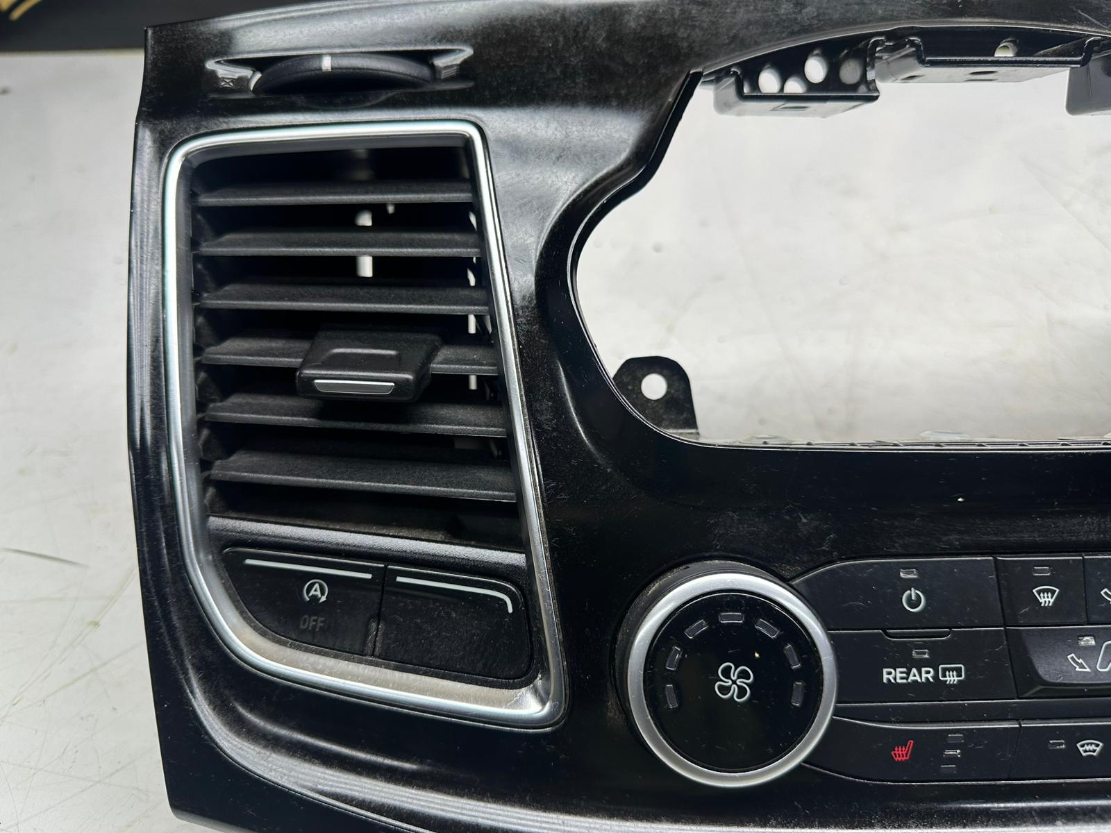 Ford Transit 350 Heater Control Panel (JK21-18835-BDW)