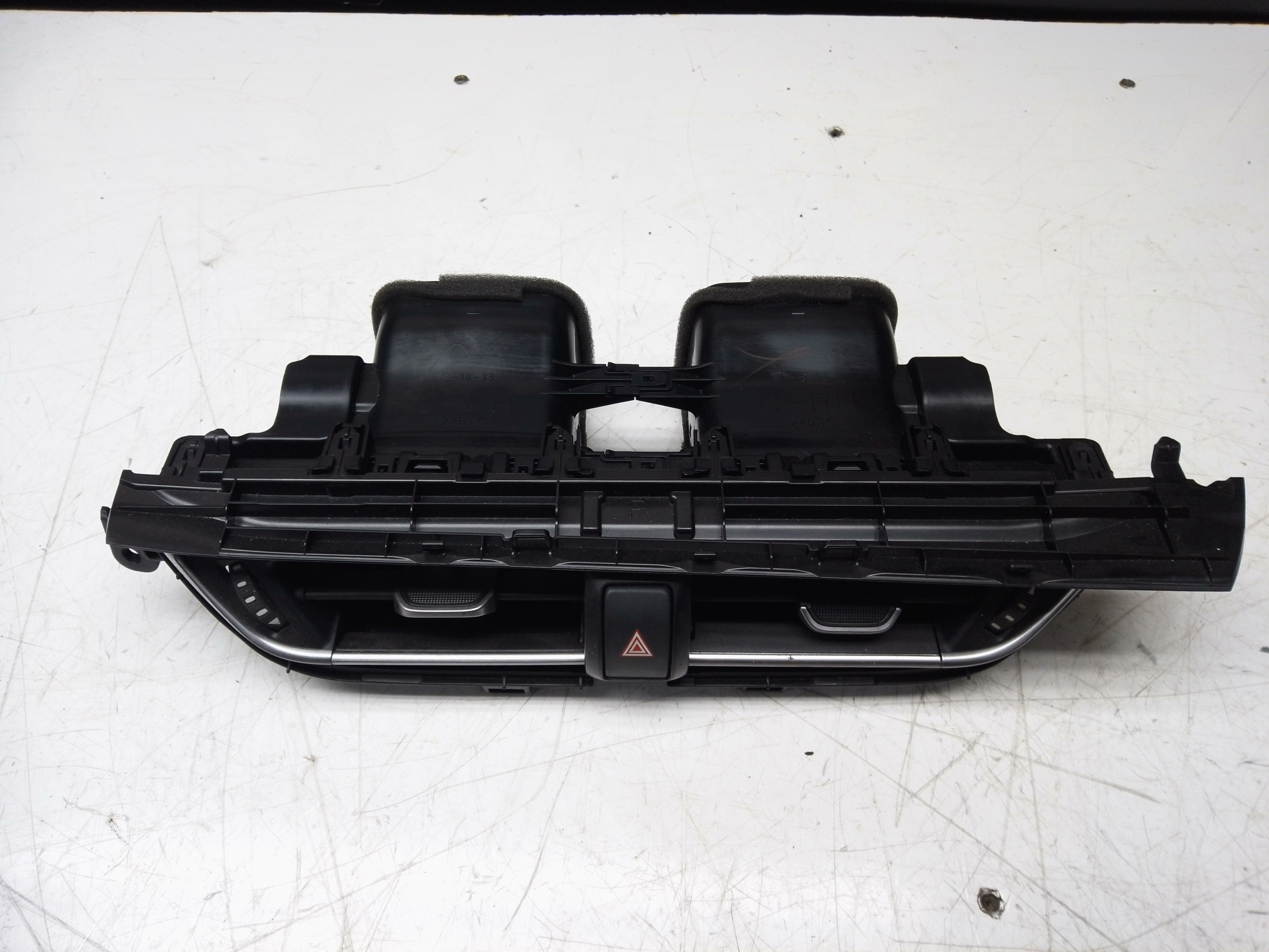Toyota C-HR 2021 Centre Dashboard Air Vent Grill Hazard Switch (55670-F4020)