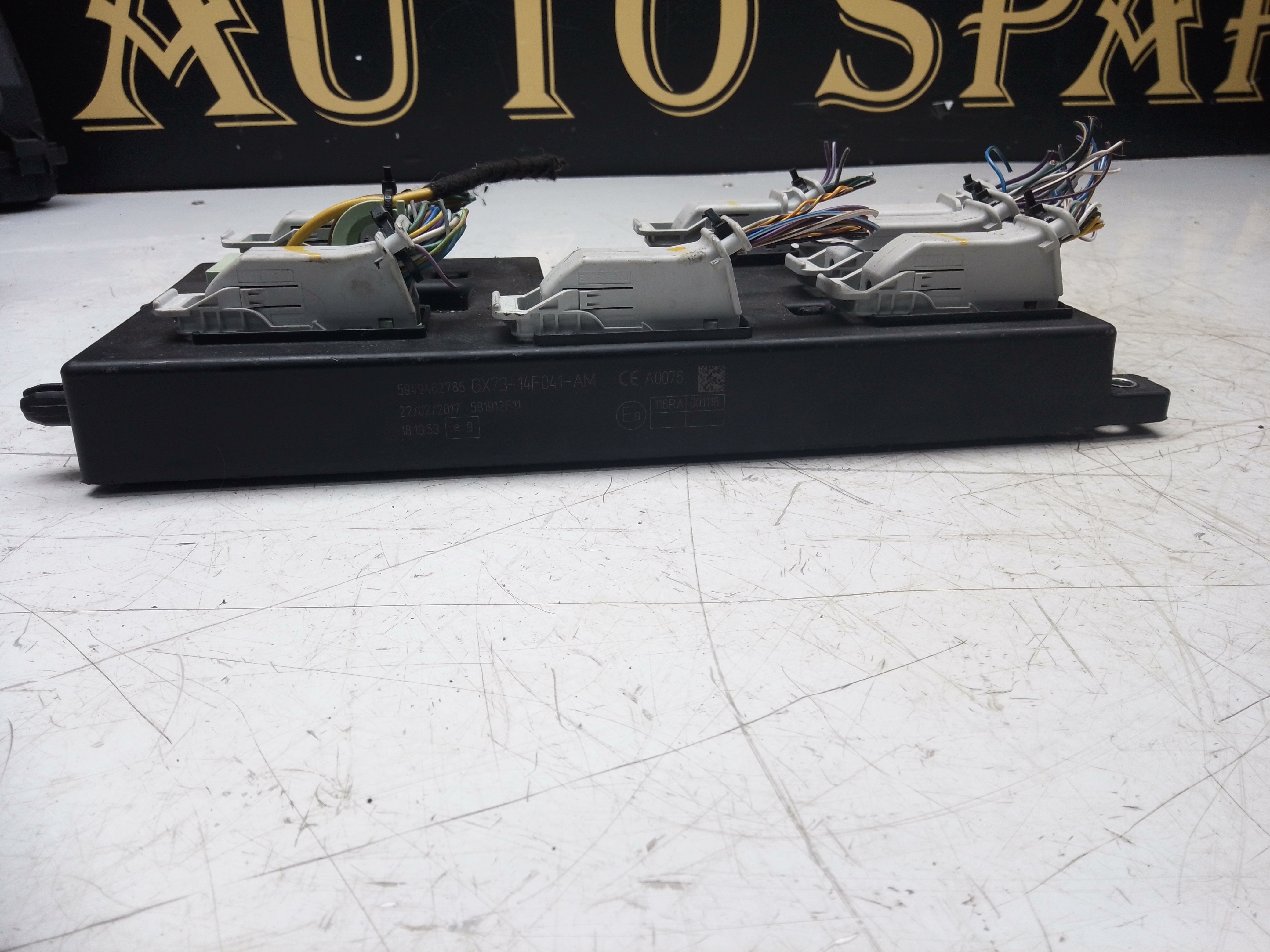 Jaguar XF X260 2017 BCM Body Control Module ECU (GX73-14F041-AM)