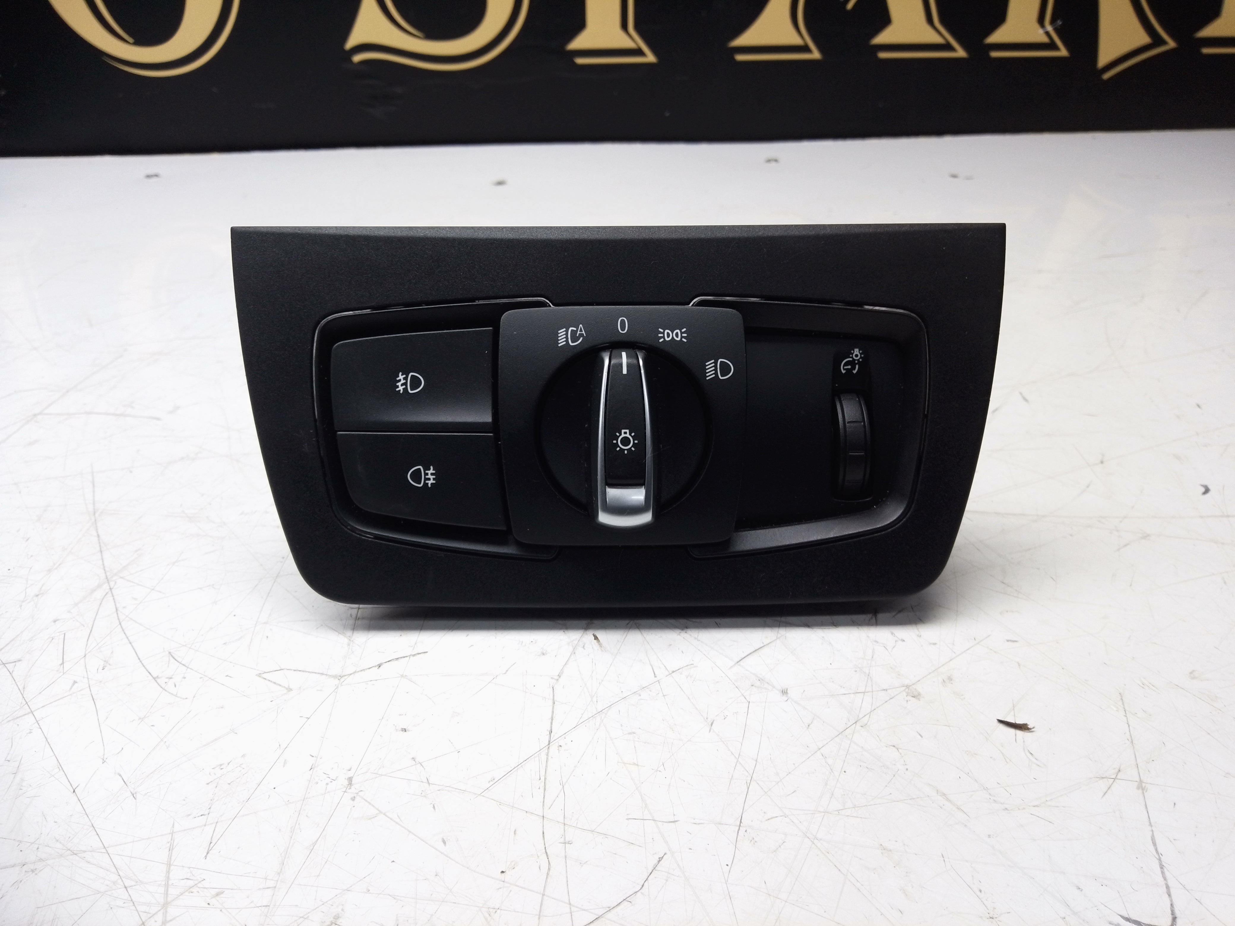 BMW 4 Series F32 F33 2018 Headlight Switch (6847512-01)