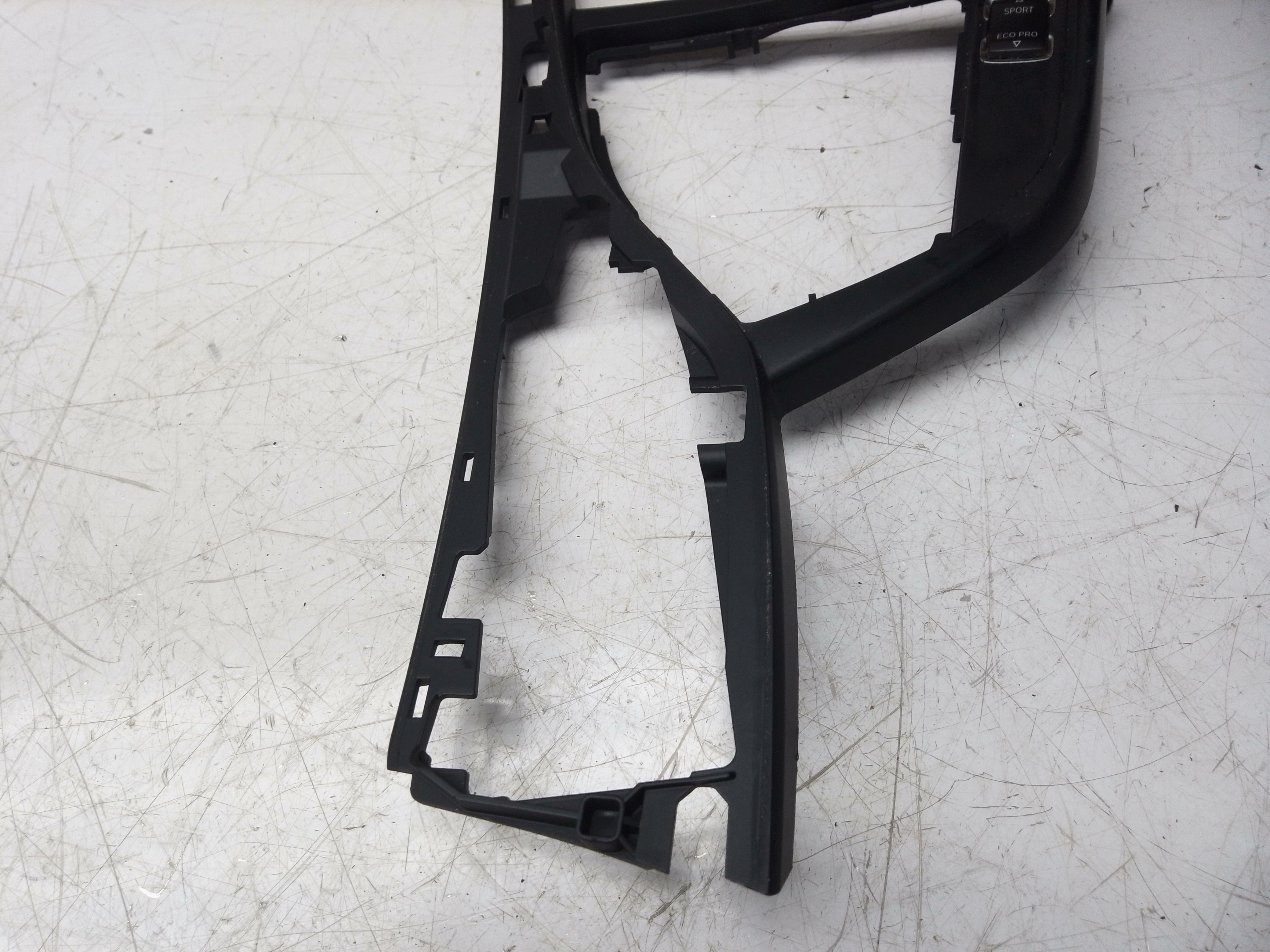 BMW 1 Series F20 F21 Centre Console Insert Trim Cover Panel (105026819 / 9206314)