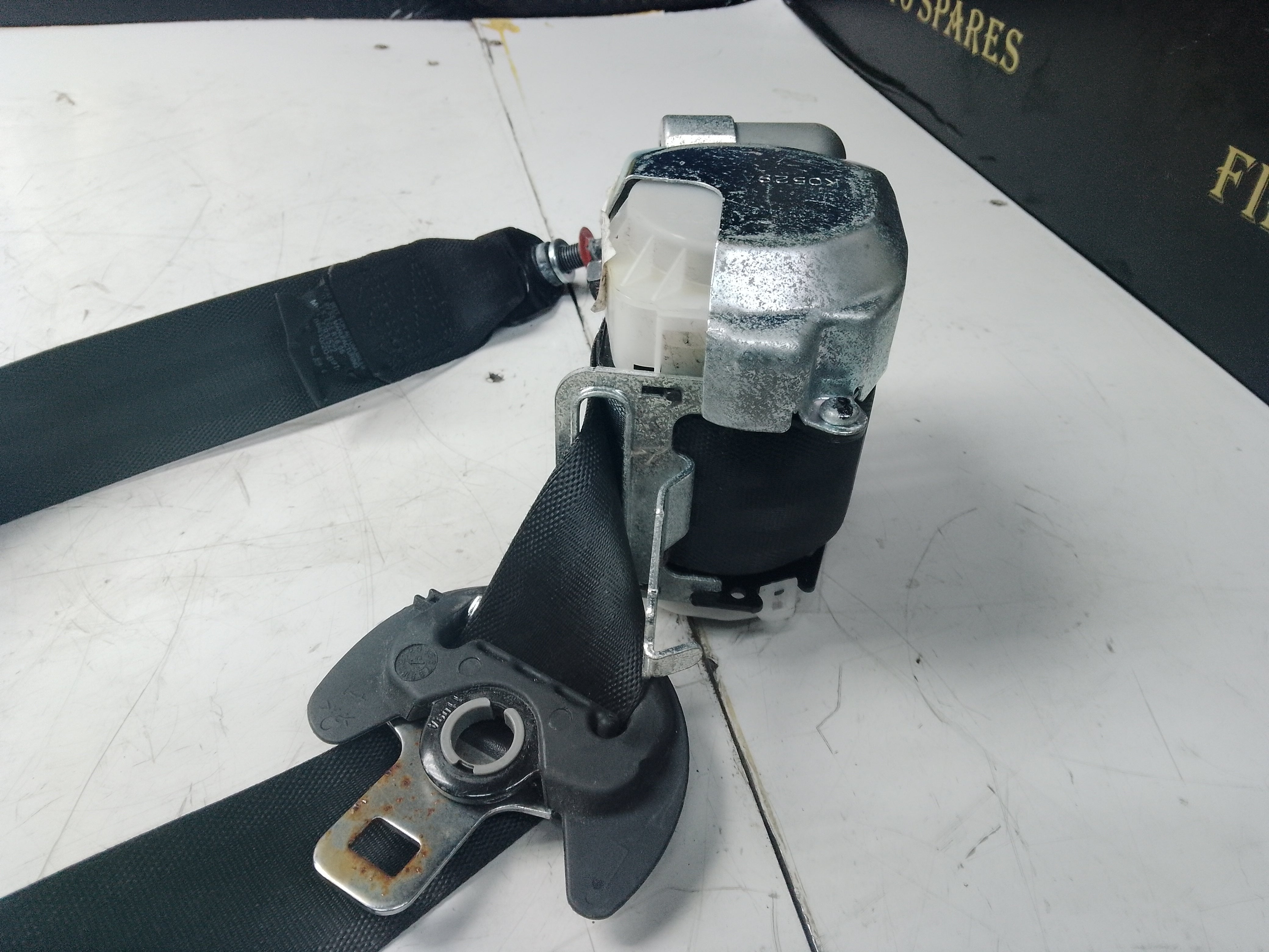 Hyundai i10 Mk2 2013-2019 Passenger Left Front Seat Belt (88810/20-B9100)