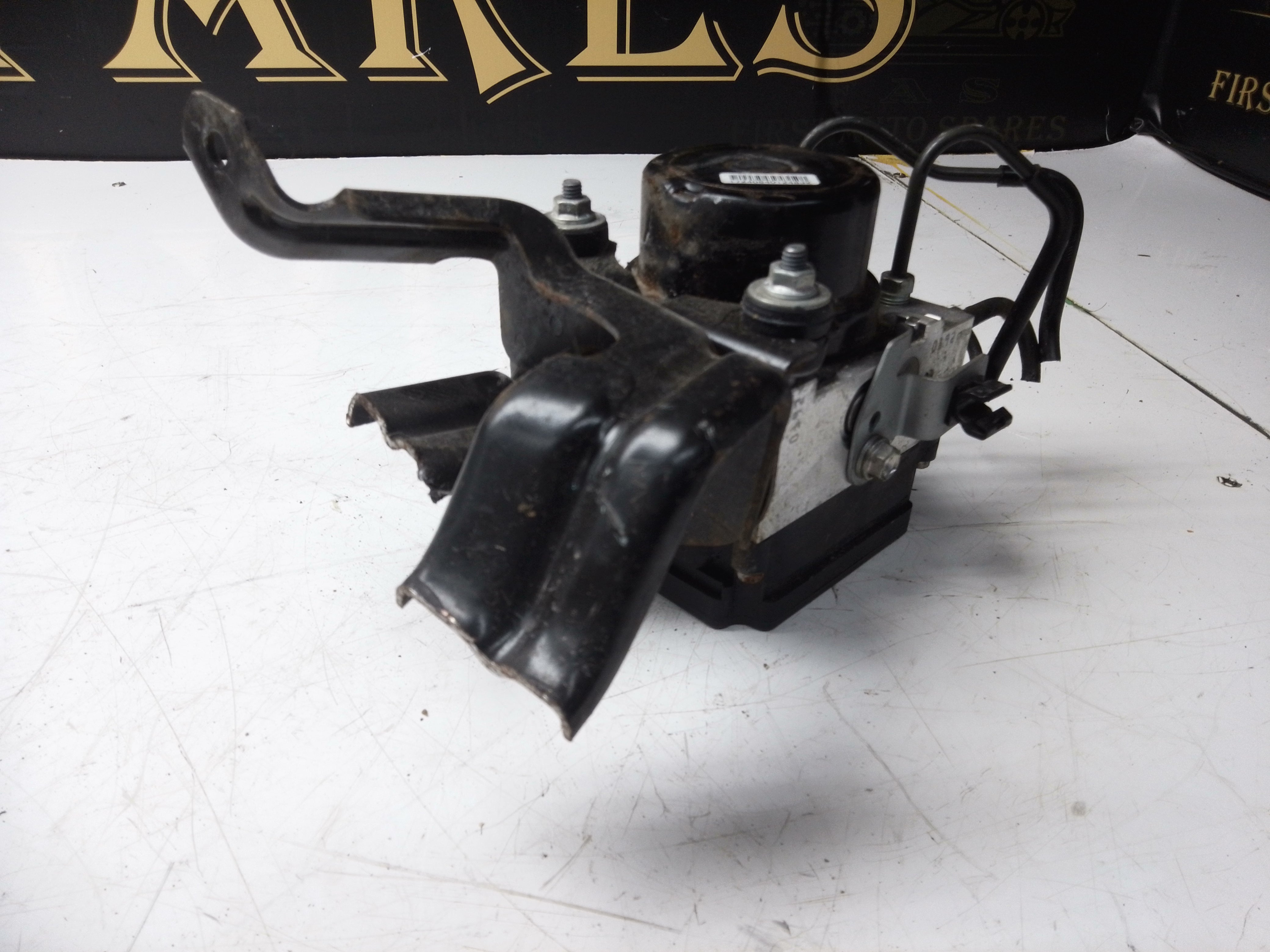 Toyota Yaris 2012 ABS Pump / Modulator (89541-0D100)