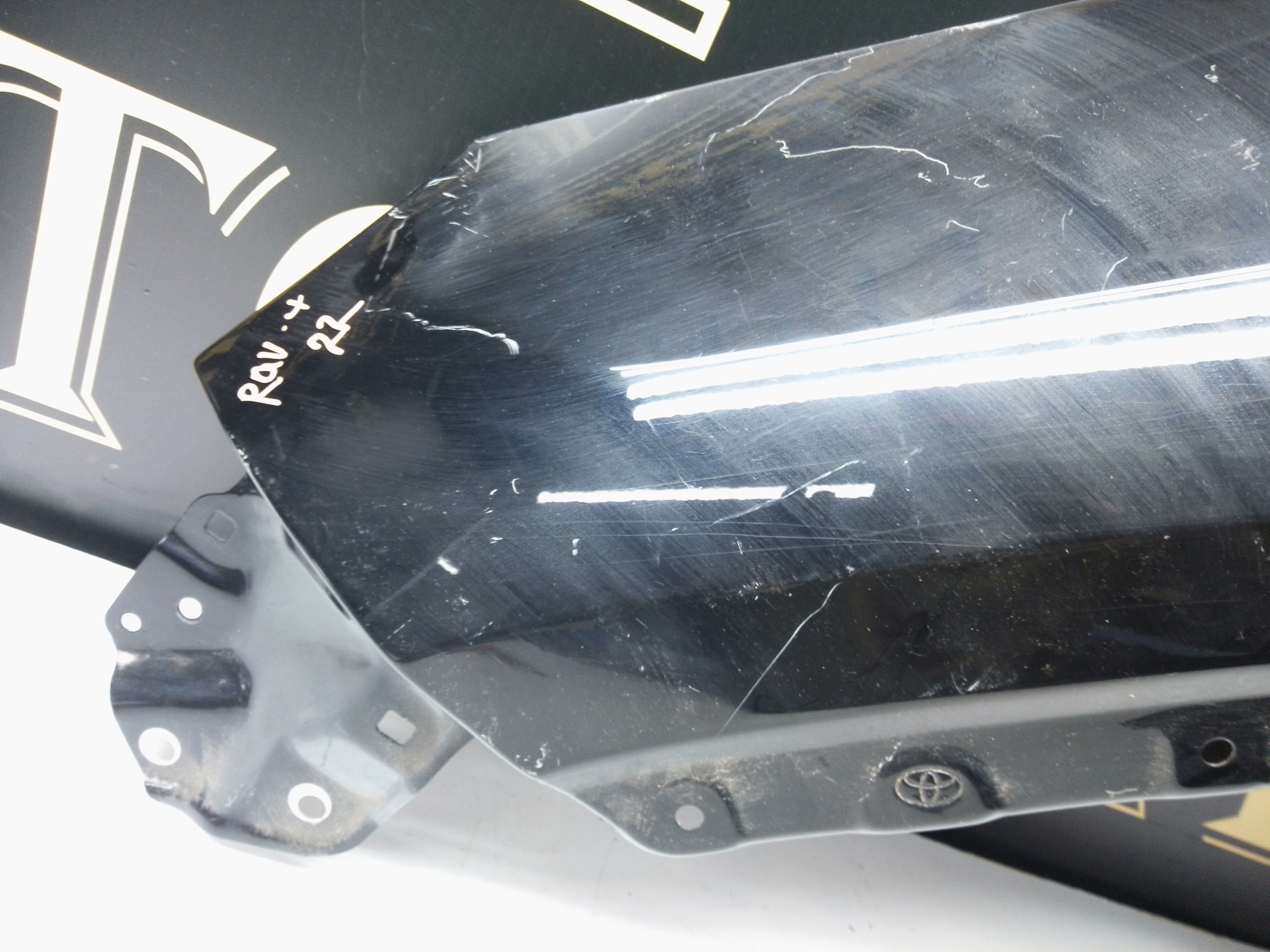 Toyota Rav-4 2022 Left Wing Fender (JTMR63FV00J018146)