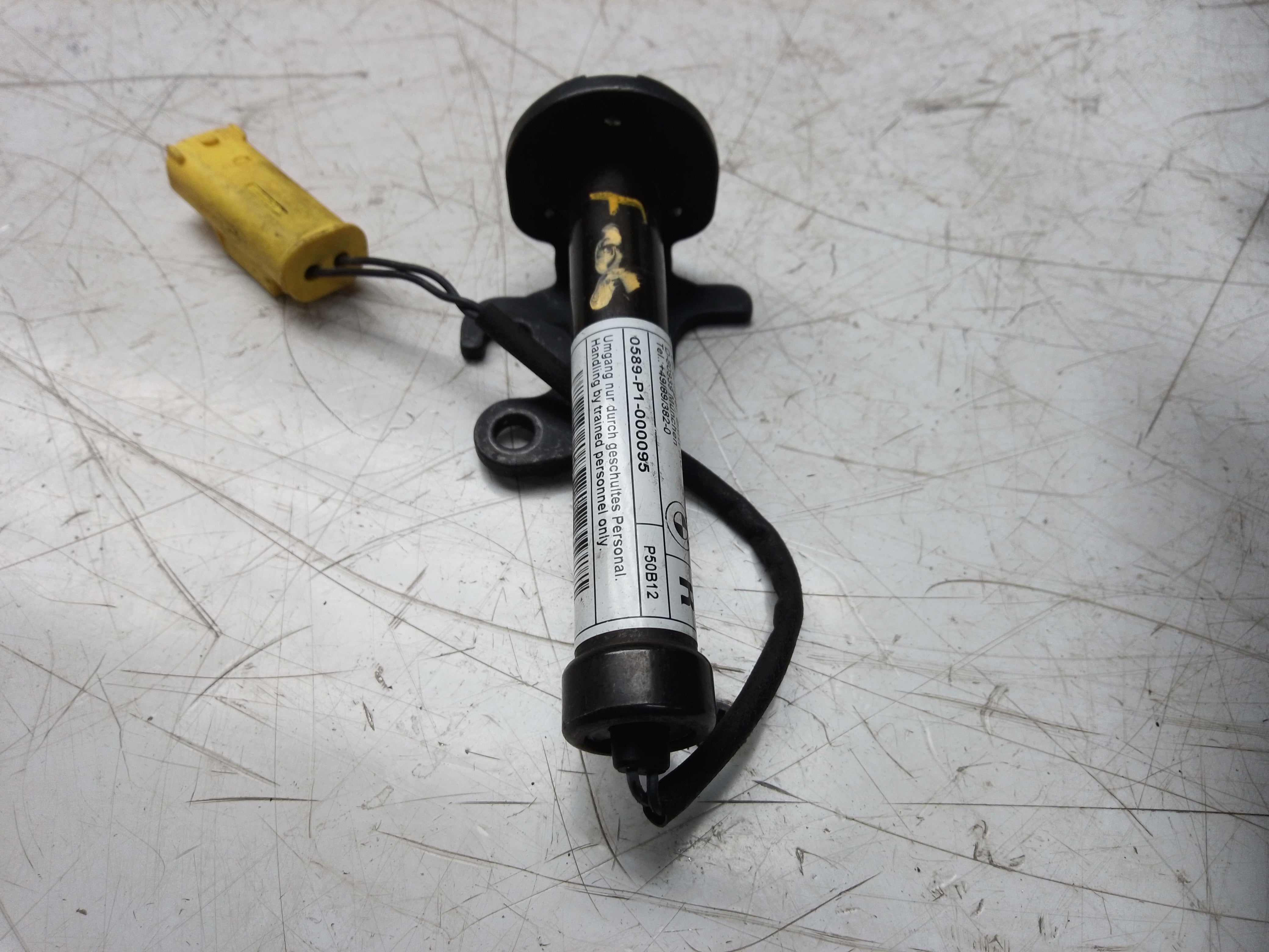 BMW 6 Series Gran Coupe F06 Left & Right Bonnet Actuator (7263055)