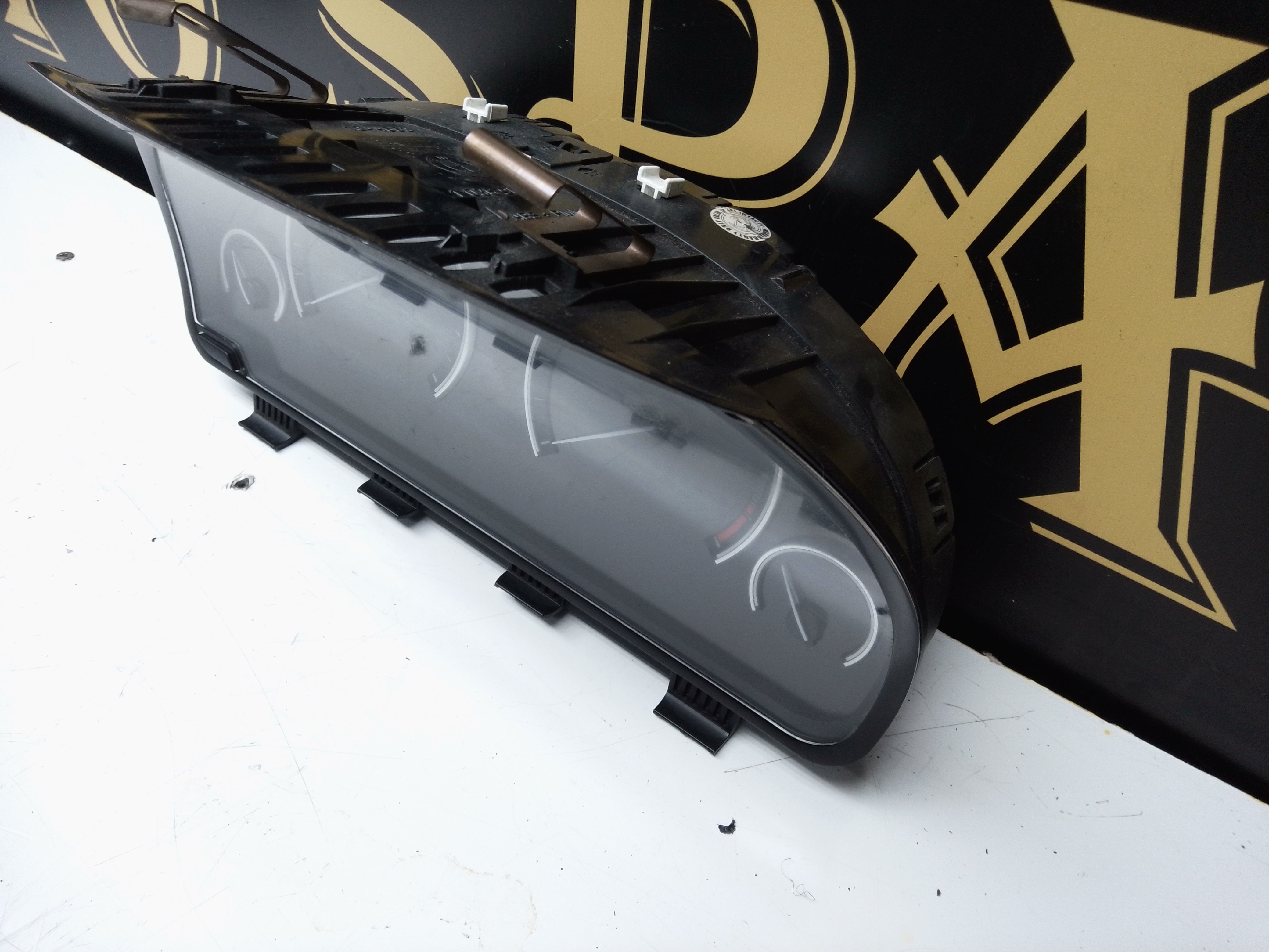 BMW F10 F11 Instrument Cluster/Speedometer Automatic (173884-10) (9363248-01)