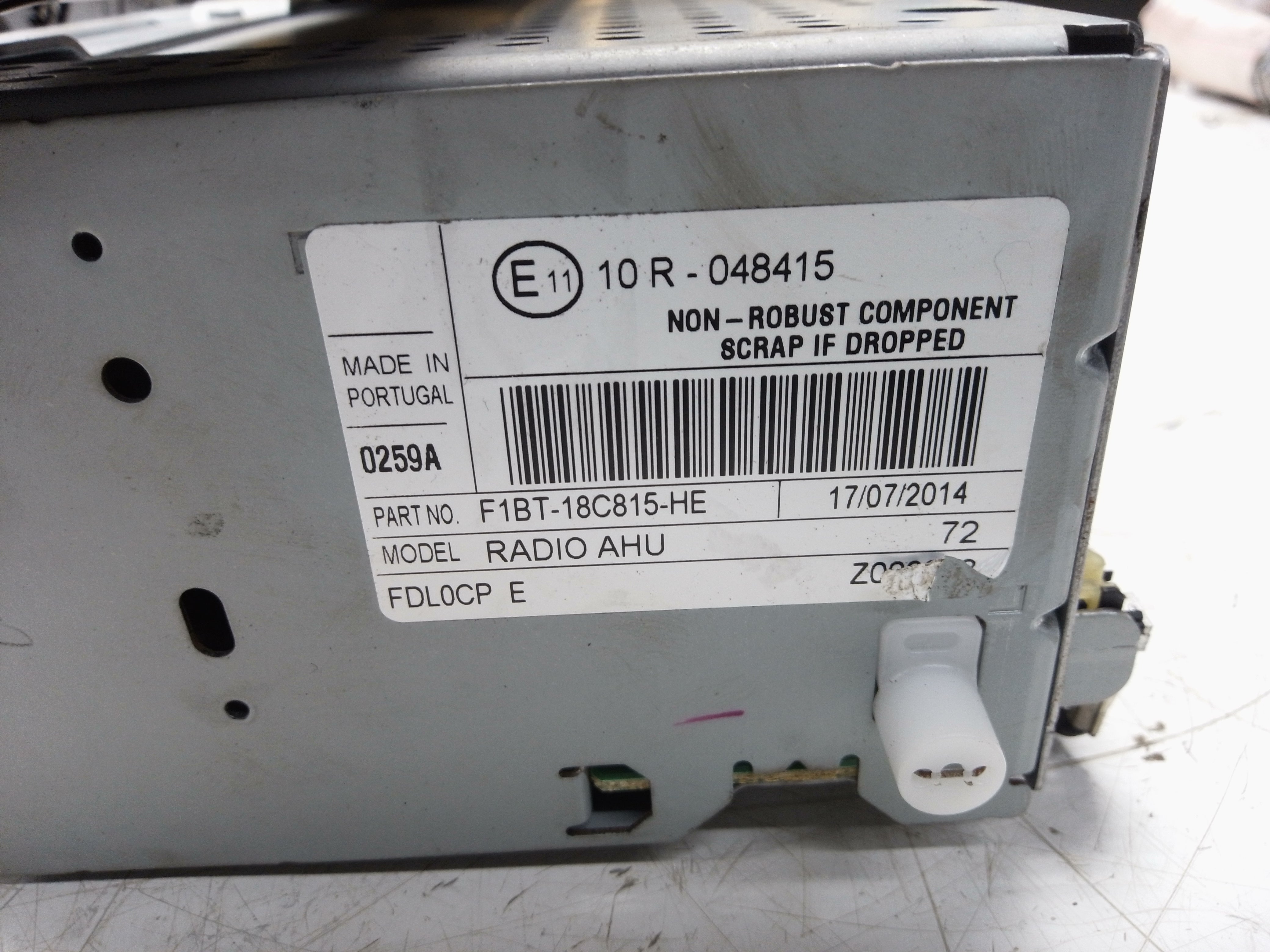 Ford Focus Radio  Car Radio Stereo CD (F1BT-18C815-HE)