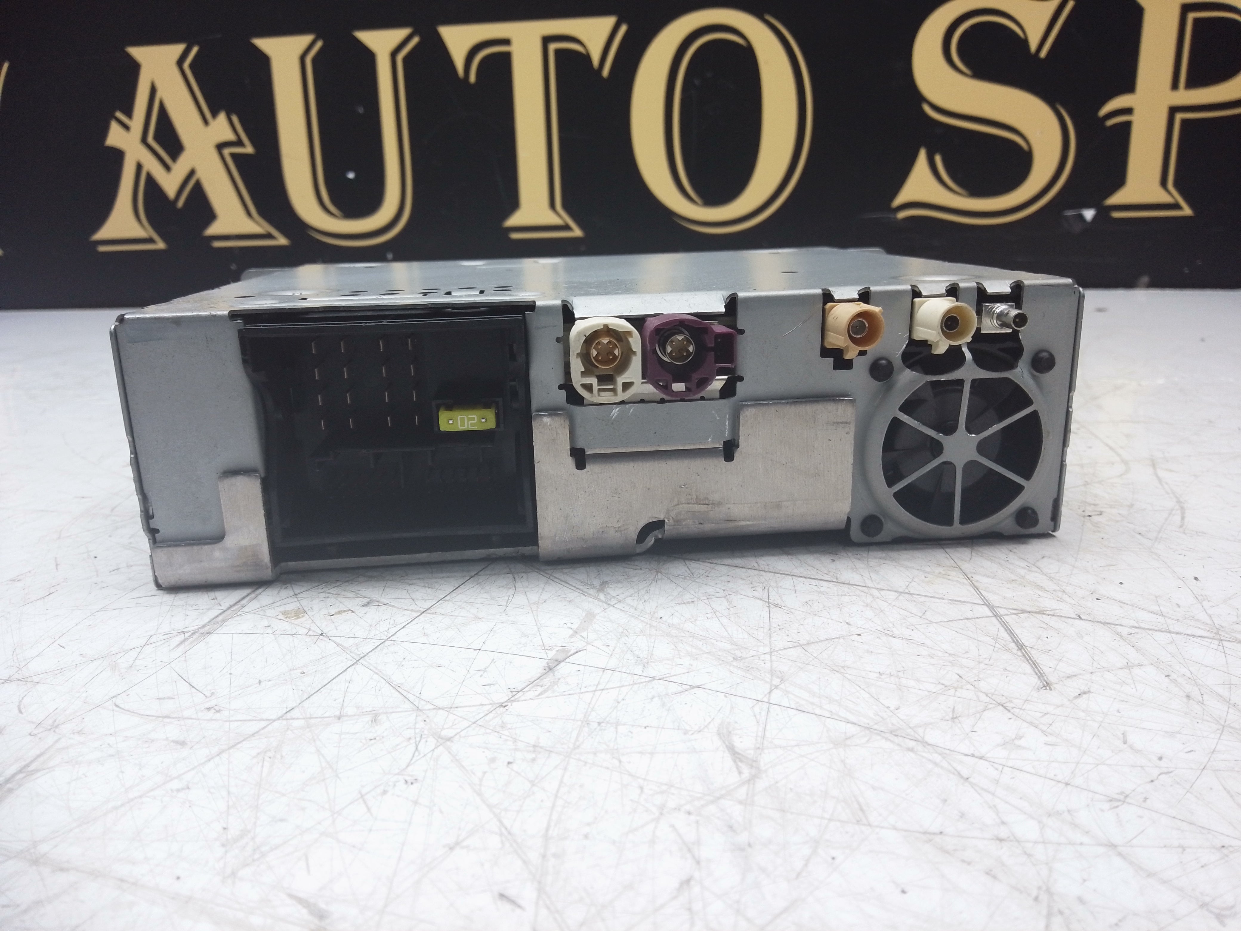 BMW 1 Series F20 2012–15 CD Radio Head Unit (9281913-02)