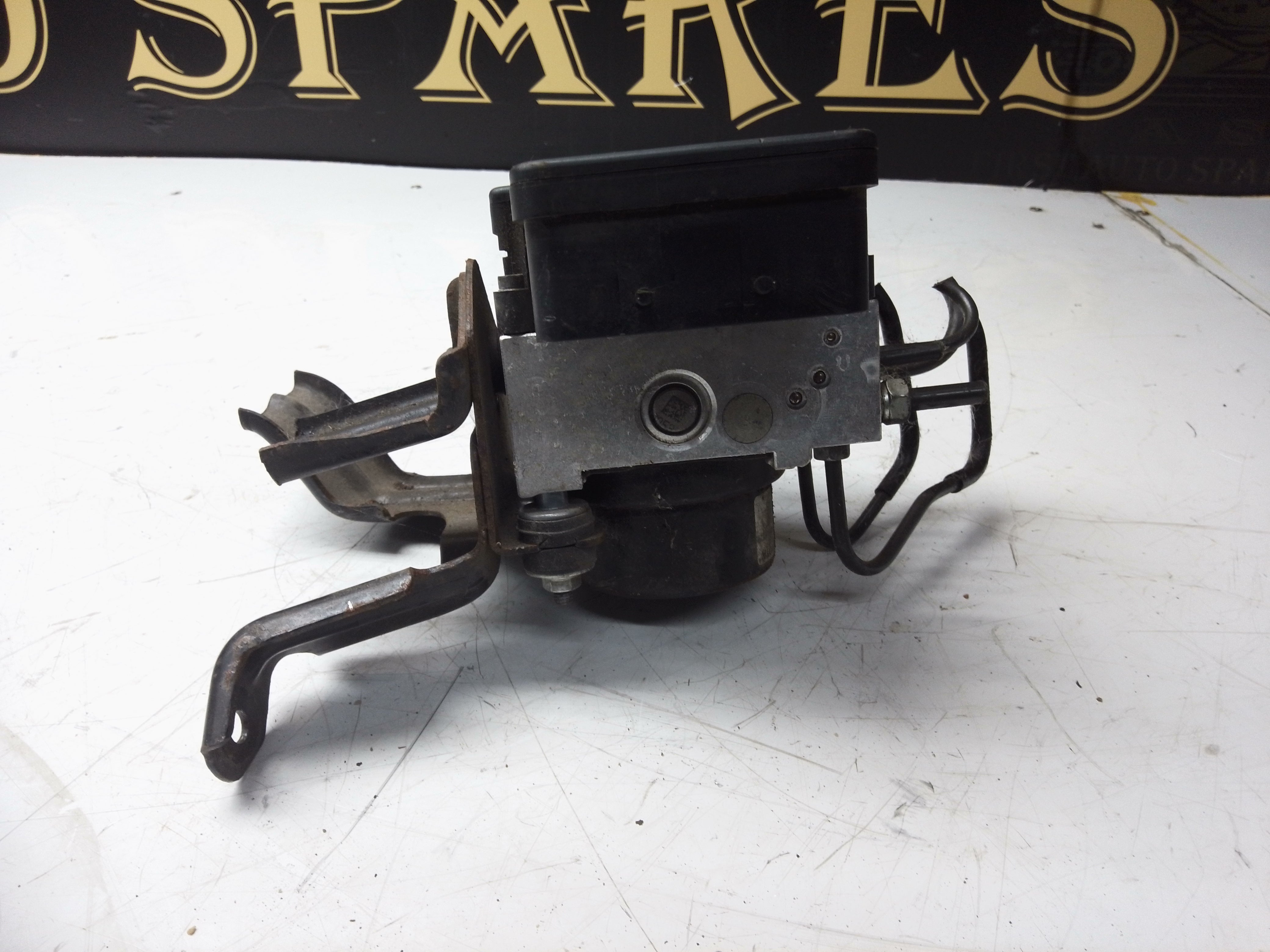 Toyota Yaris 2012 ABS Pump / Modulator (89541-0D100)