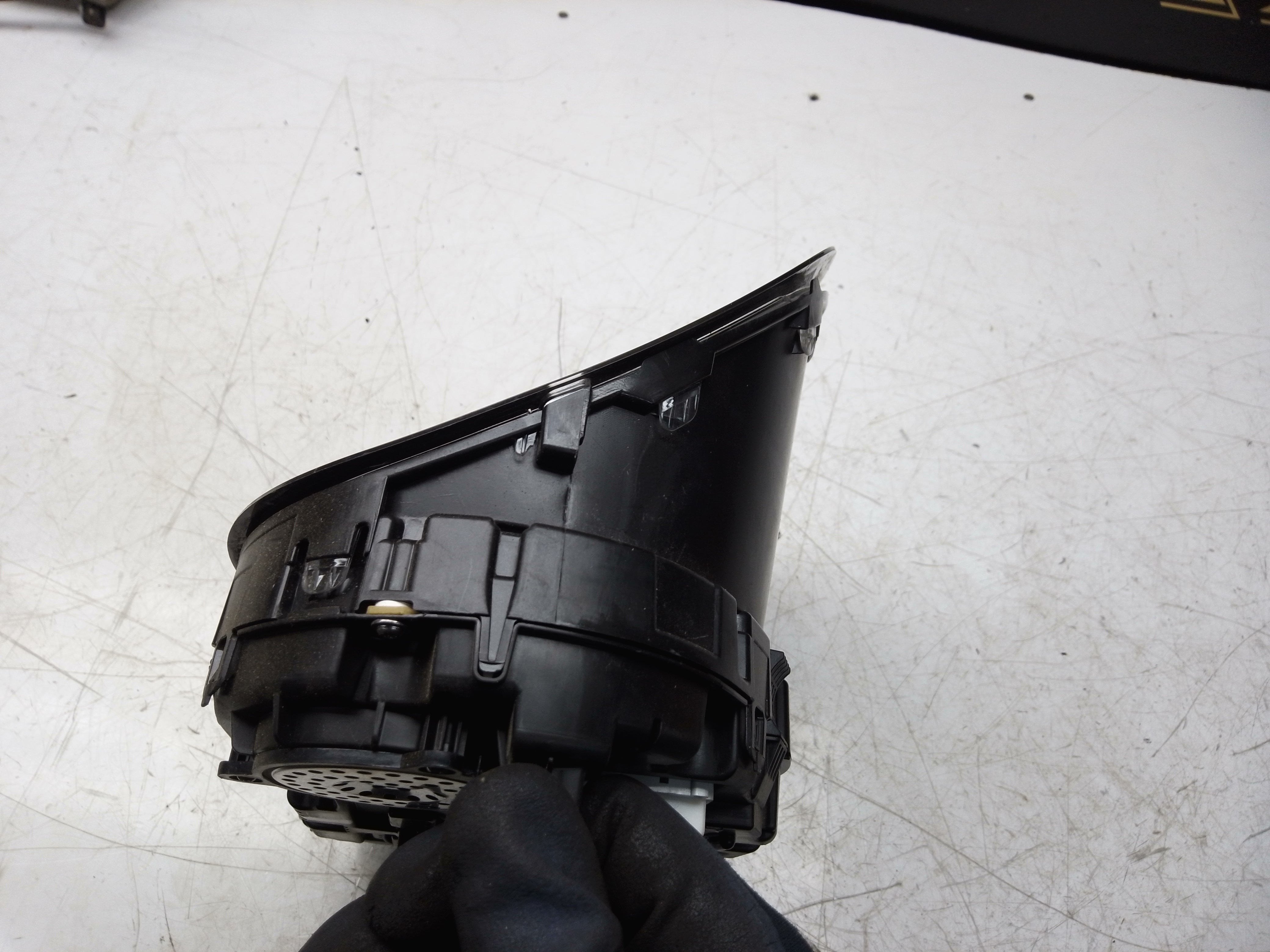 Mercedes Sprinter W907 2018–2024 Speedometer Instrument Cluster (A9079002806)