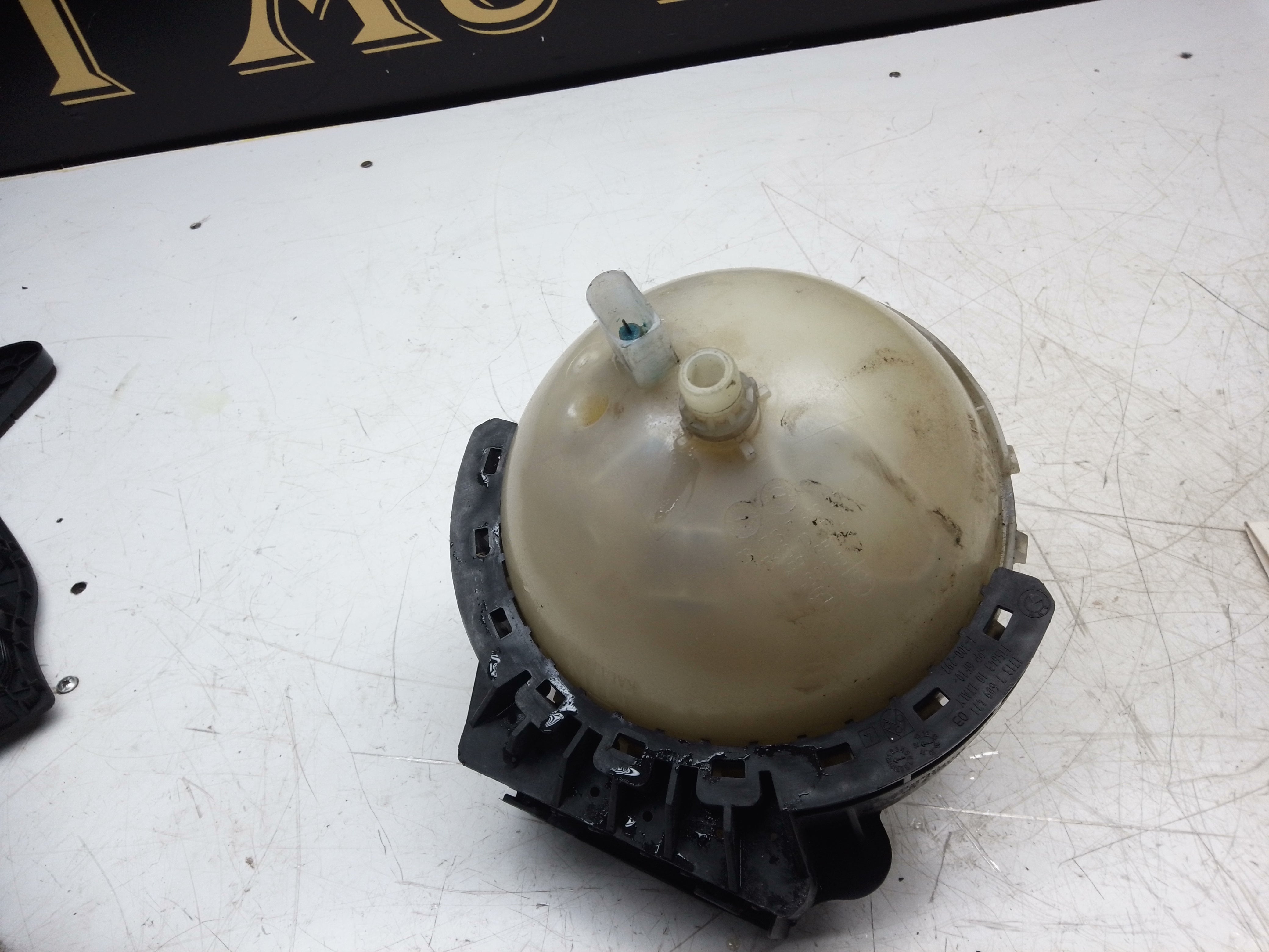 BMW 1 Series F20 2012 1.6 Expansion Tank (1713760947005) (11564310)