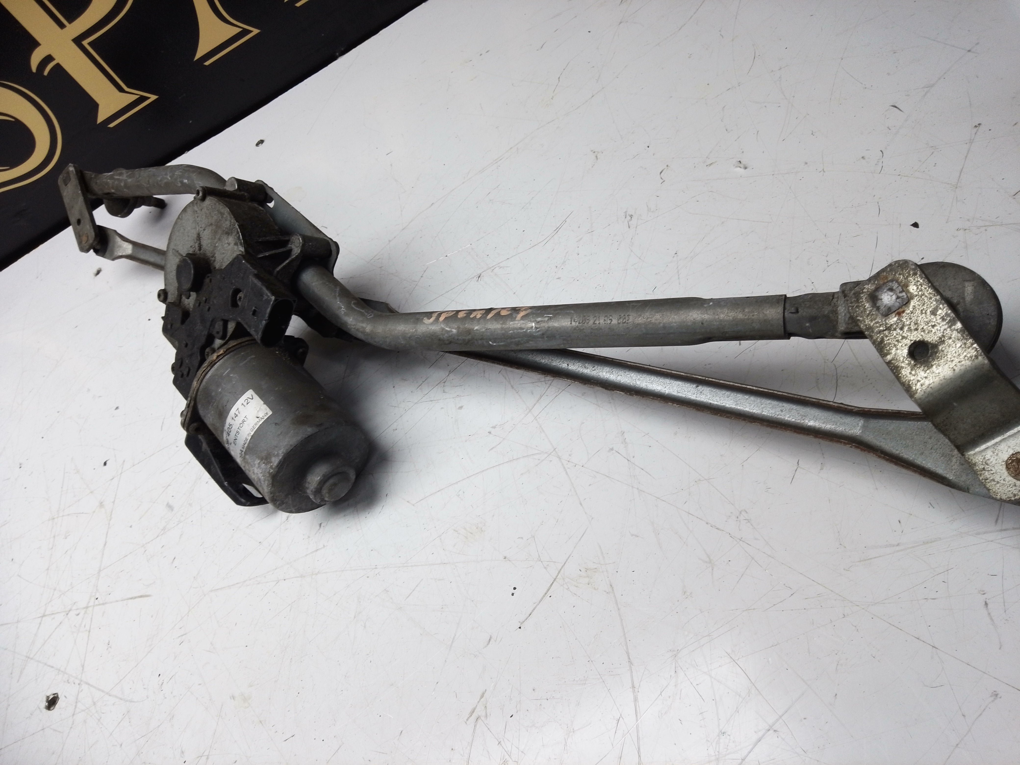 Mercedes Sprinter W906 2006–2017 Wiper Motor with Linkage (405.147) 12V