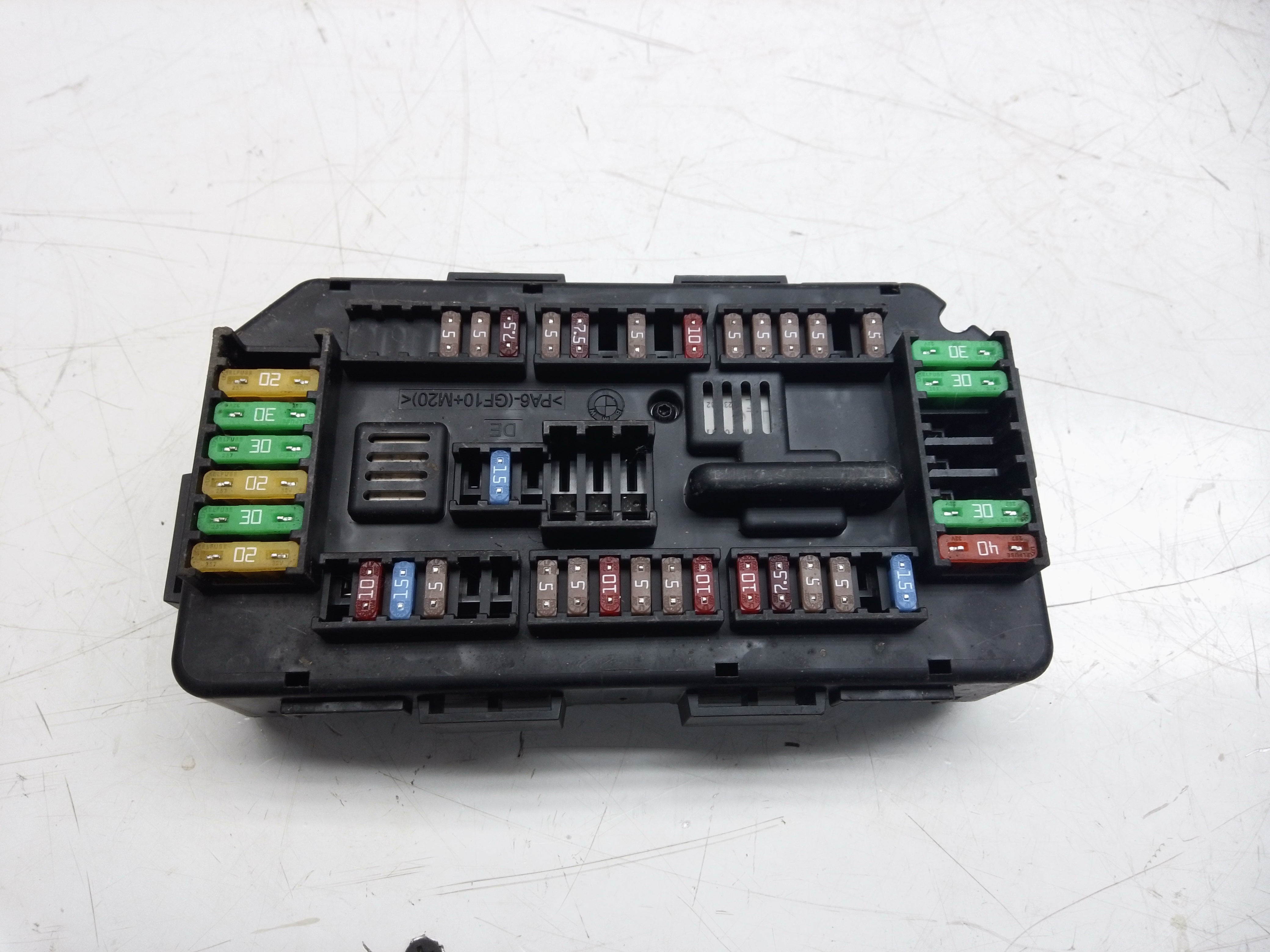 BMW 3 Series 2011–2018 Fuse Box (9389068)