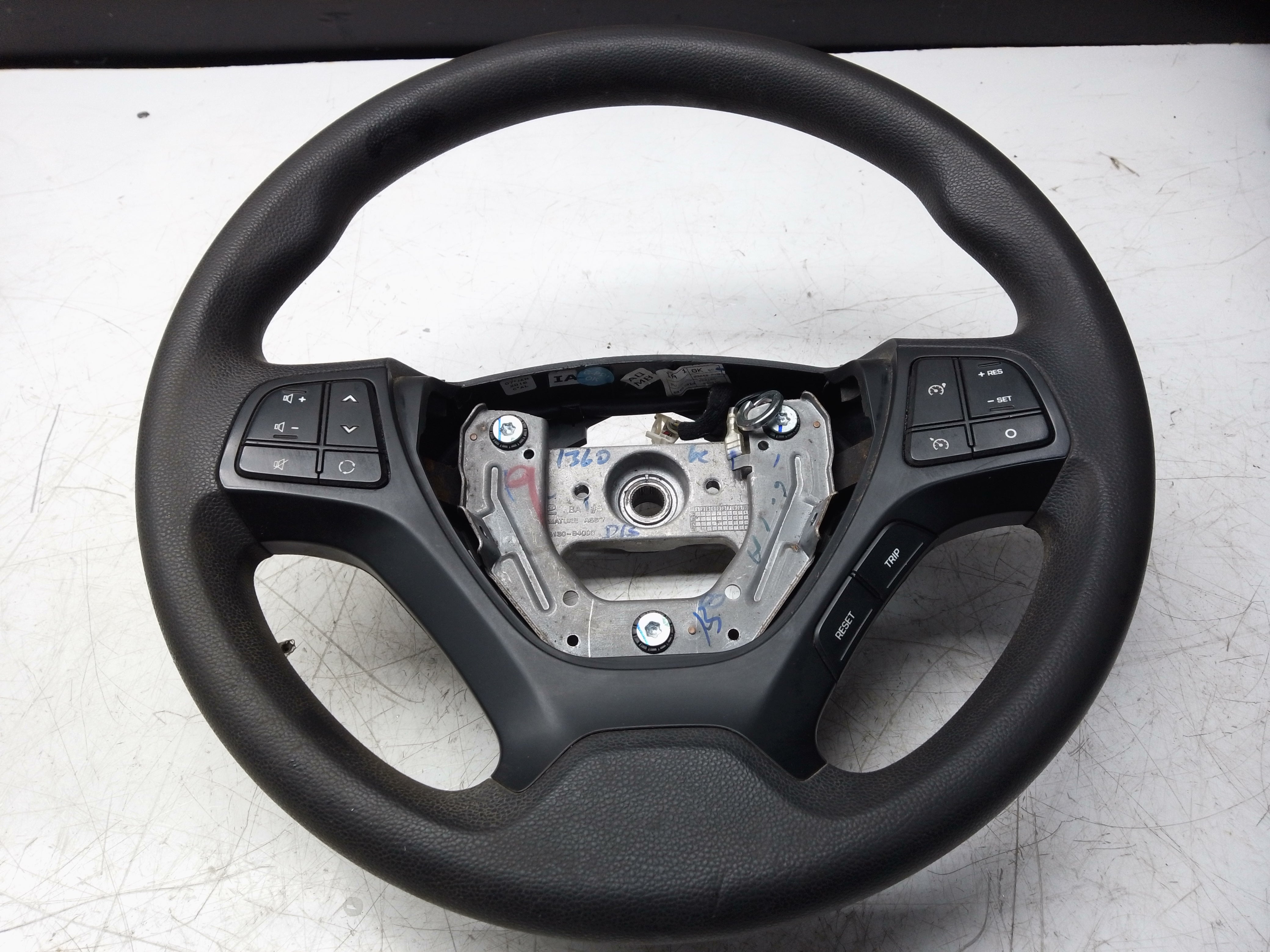 Hyundai i10 2014–2021 Steering Wheel (56100B9040PYN)