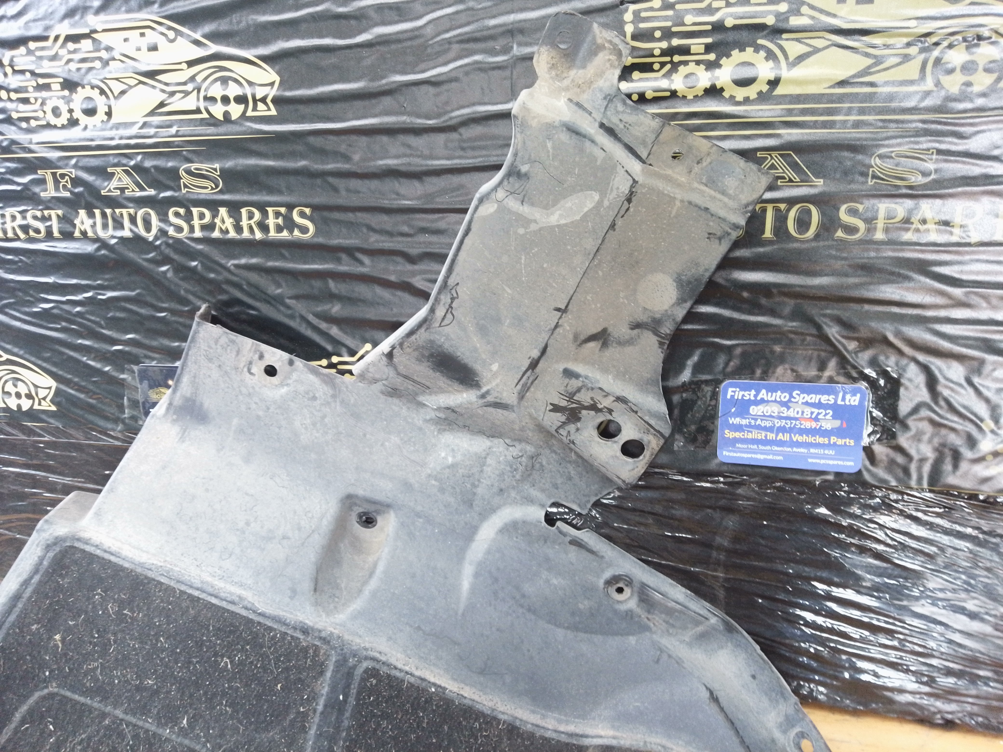 BMW X5 F15 F85 Cover Front Left Rear Wheel Arch (183114-10 / 7291197)