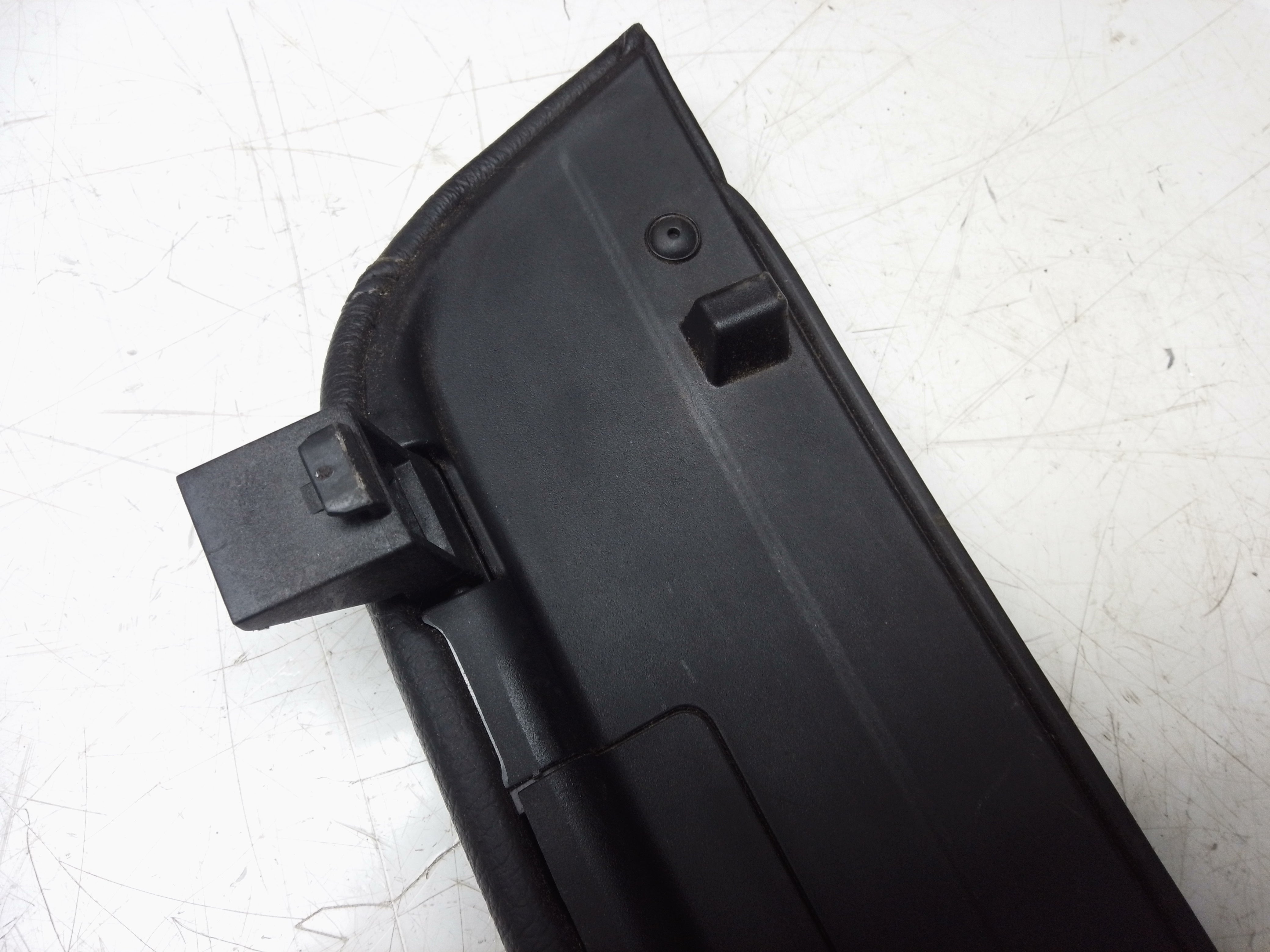 BMW 5 Series G30 G31 Both Center Console Leather Armrest (9918019371)