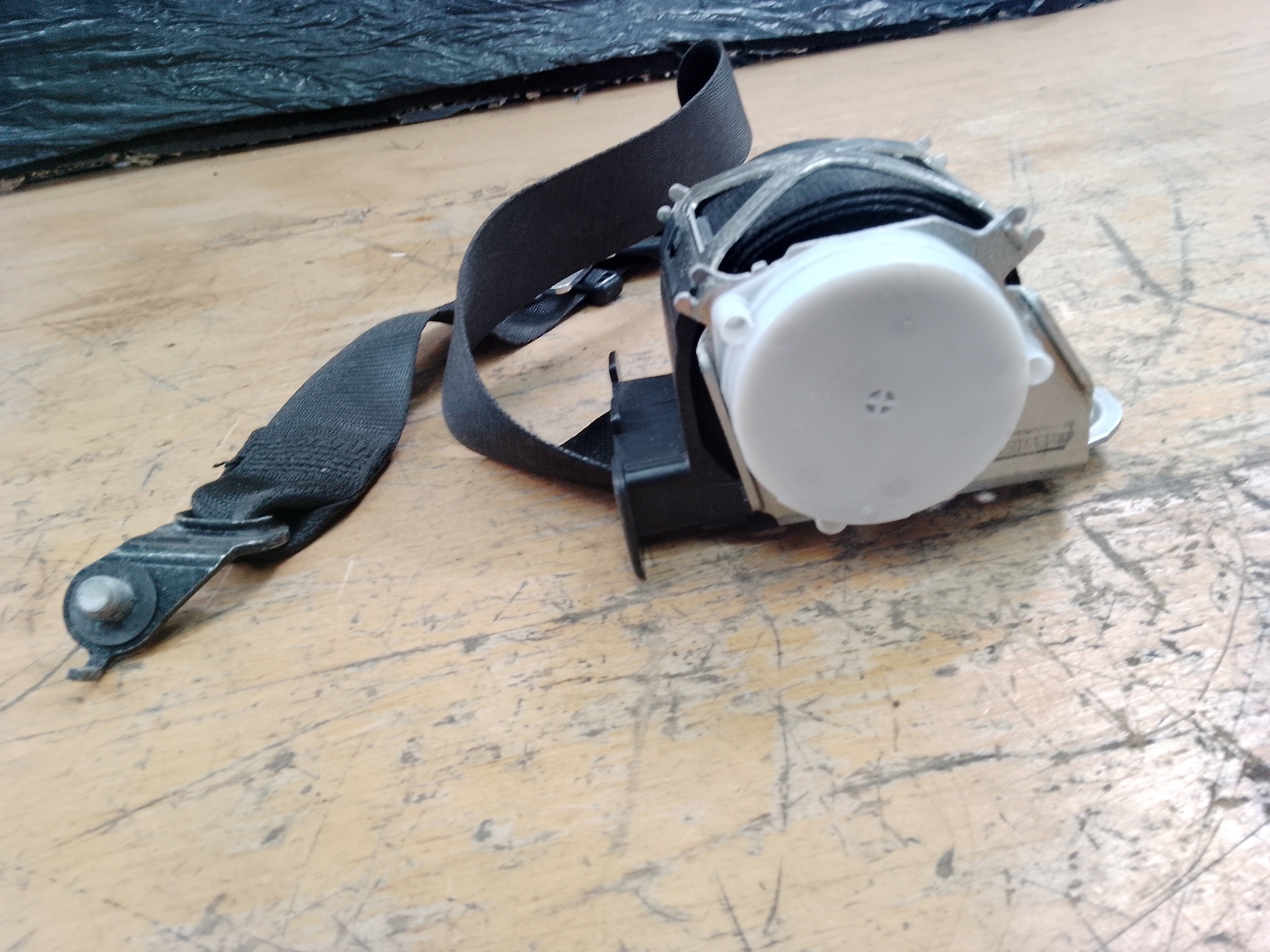 BMW 3, 4 Series 2014-2020 F30 Front Left Passenger Seat Belt (34078320D)