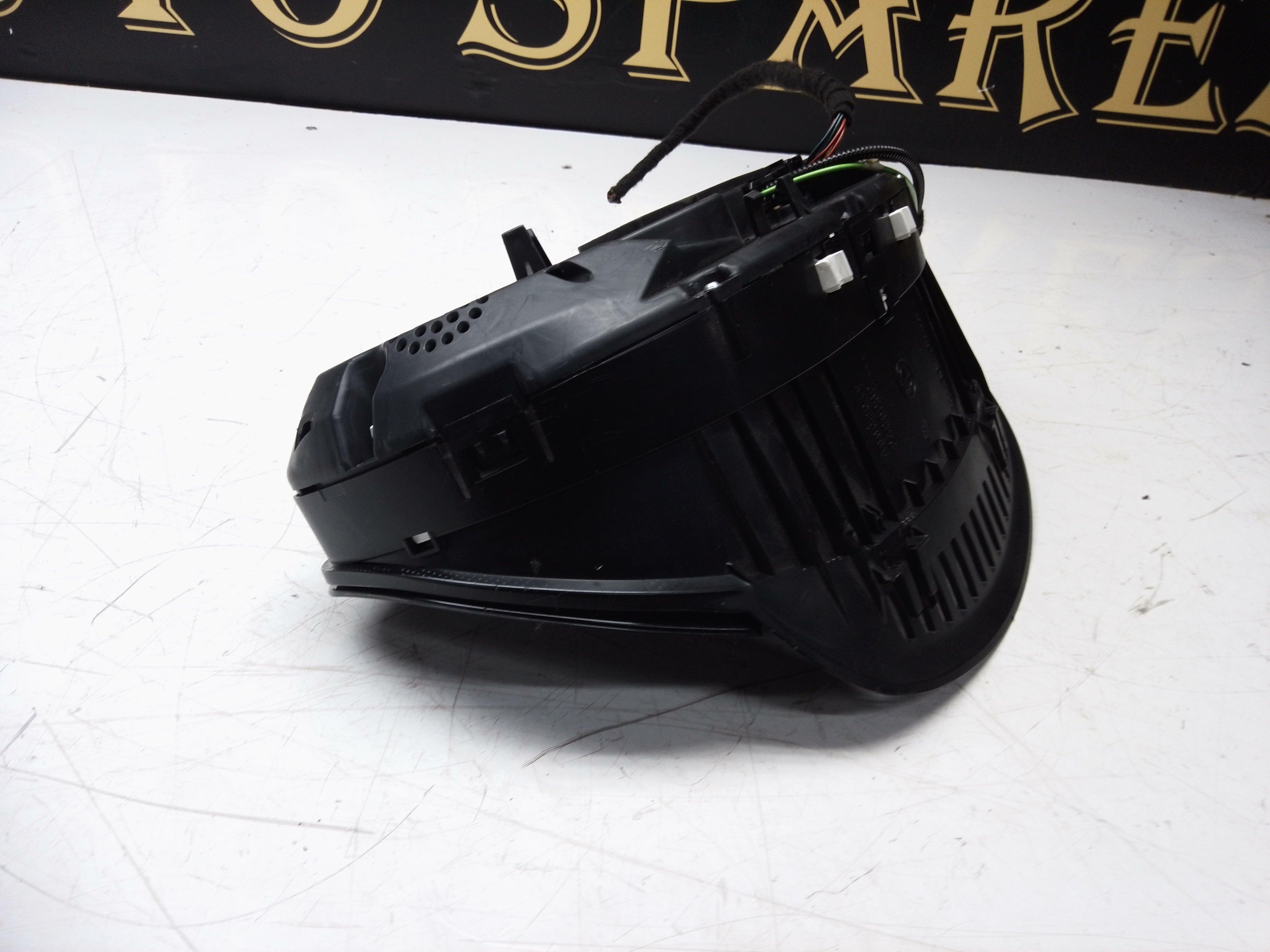 BMW X5, F15, F85 2012–2017 Speedometer (9364608-01)