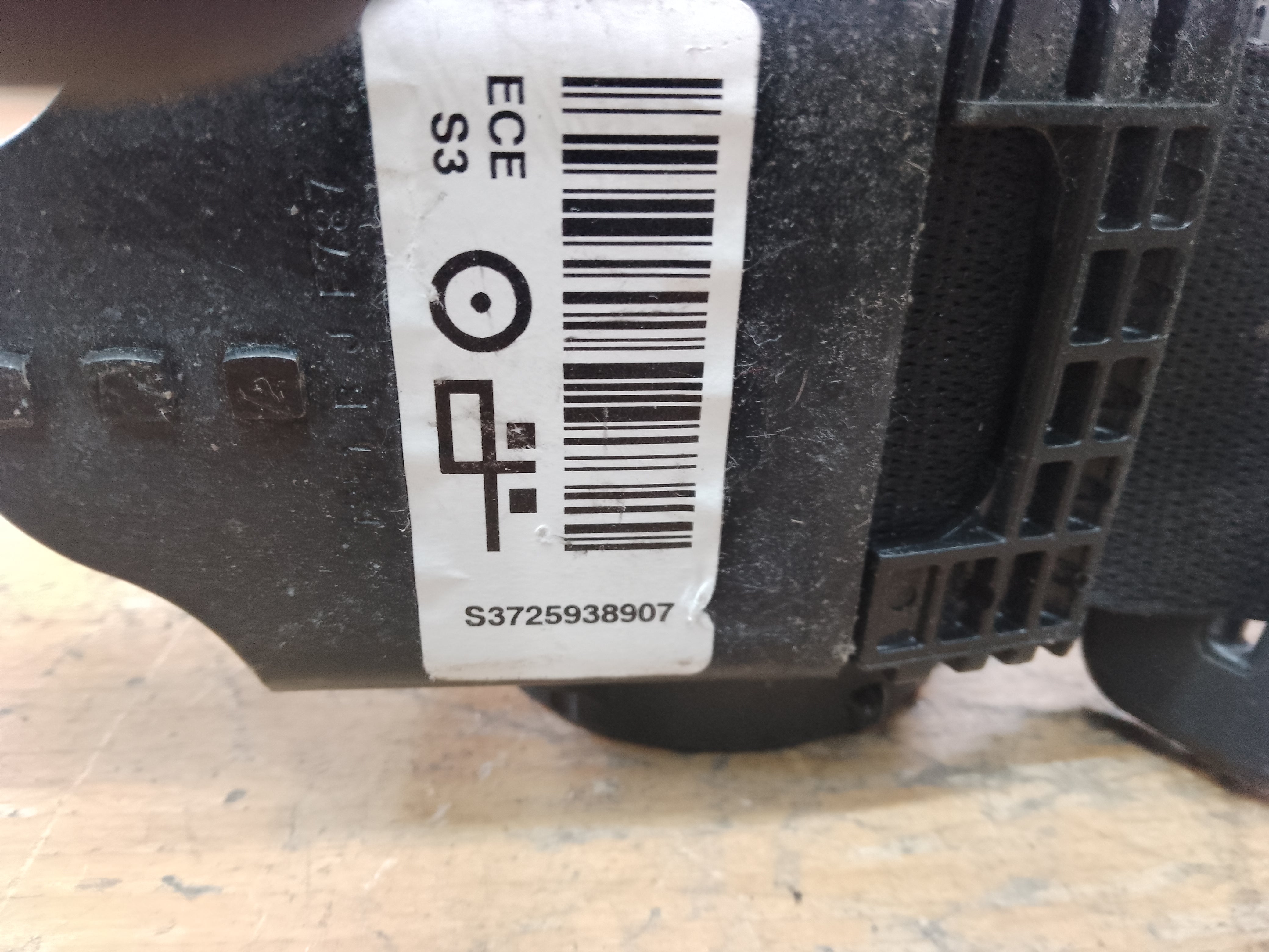 BMW 3 Series F30 2011–2019 Rear Seat Belt – Left or Right (619185300E)