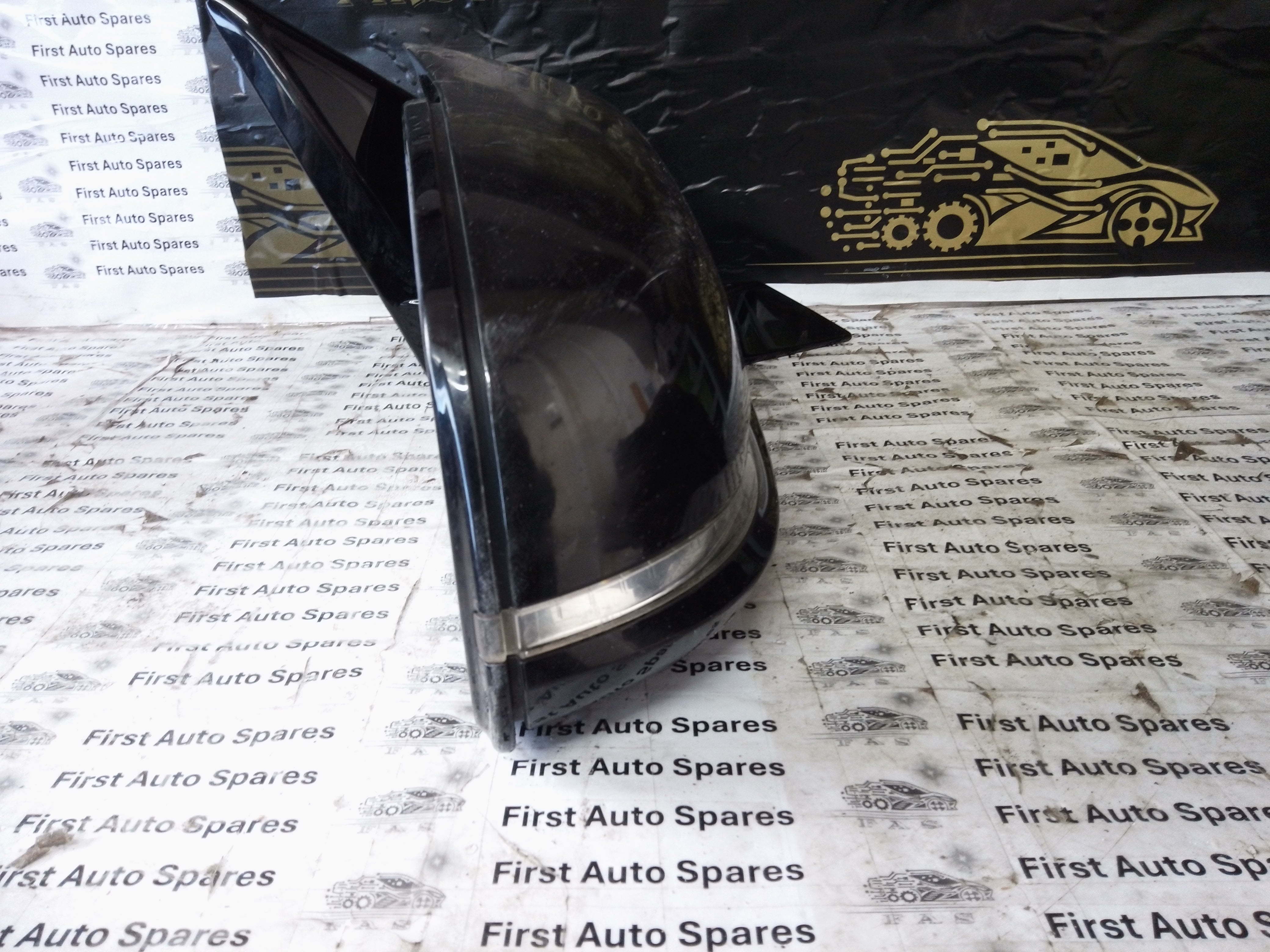 BMW 1 Series F20 O/S Driver Right Wing Mirror 6 Pin (20202004) (2020.2004)