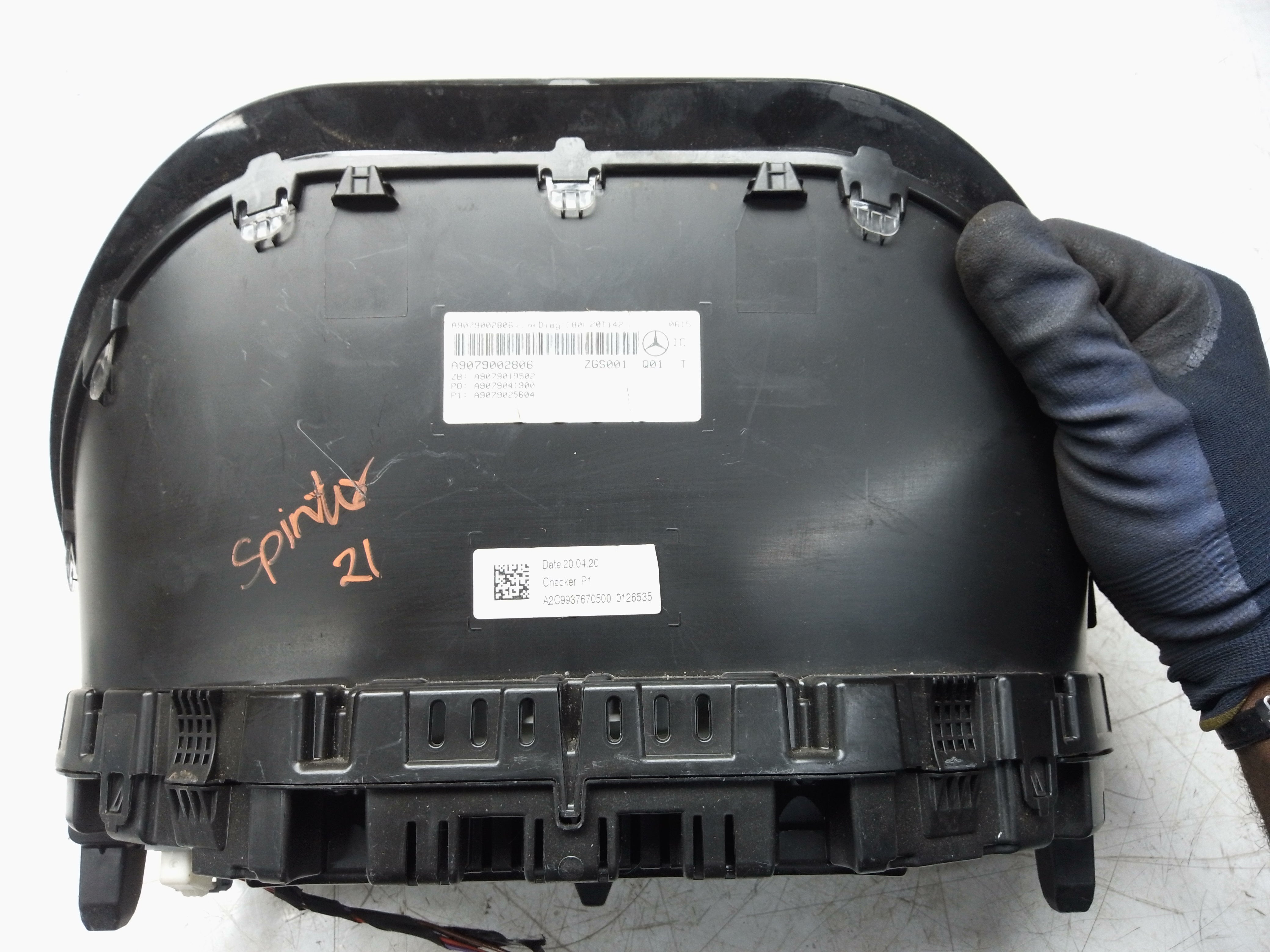 Mercedes Sprinter W907 2018–2024 Speedometer Instrument Cluster (A9079002806)