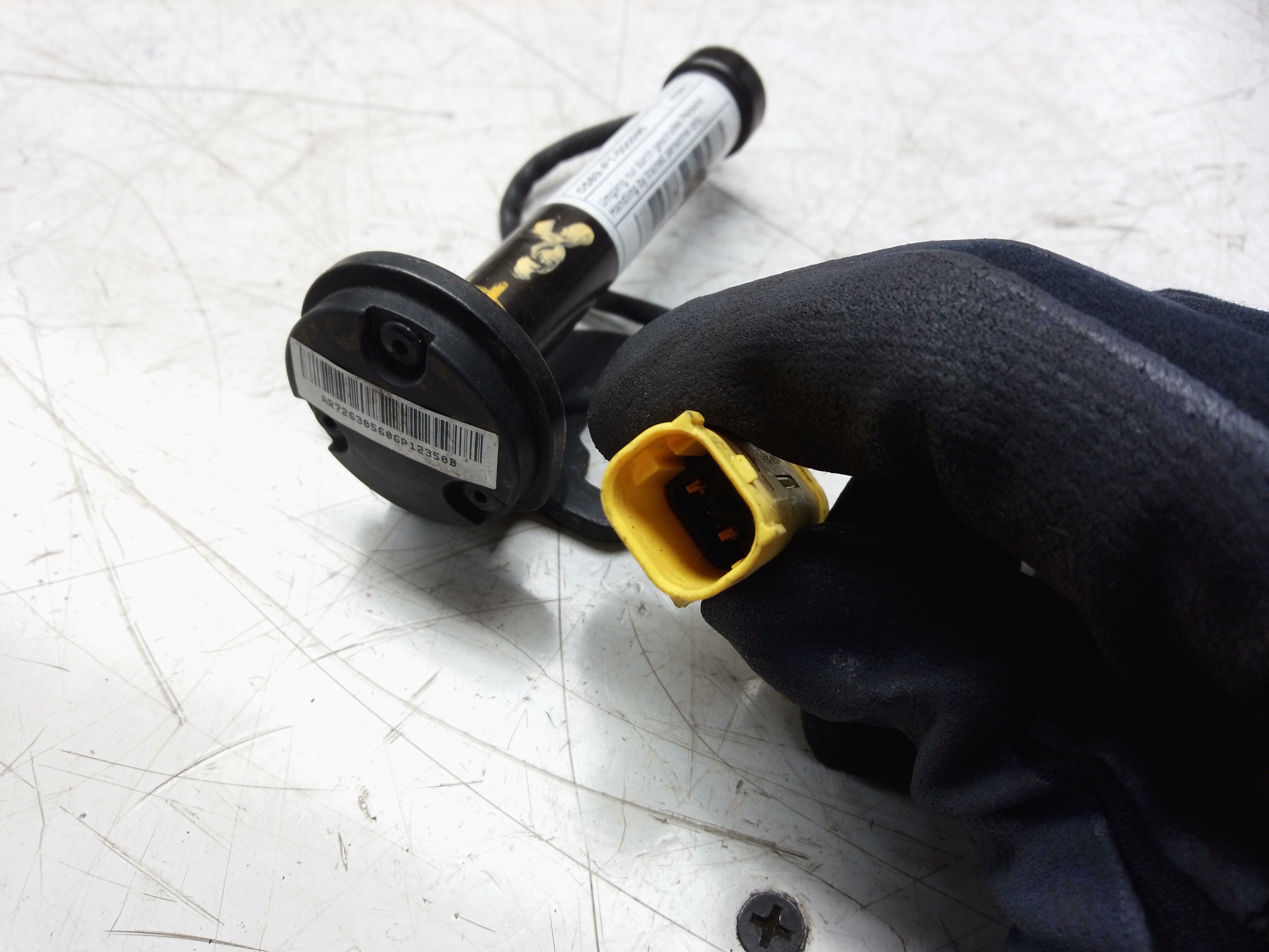 BMW 6 Series Gran Coupe F06 Left & Right Bonnet Actuator (7263055)