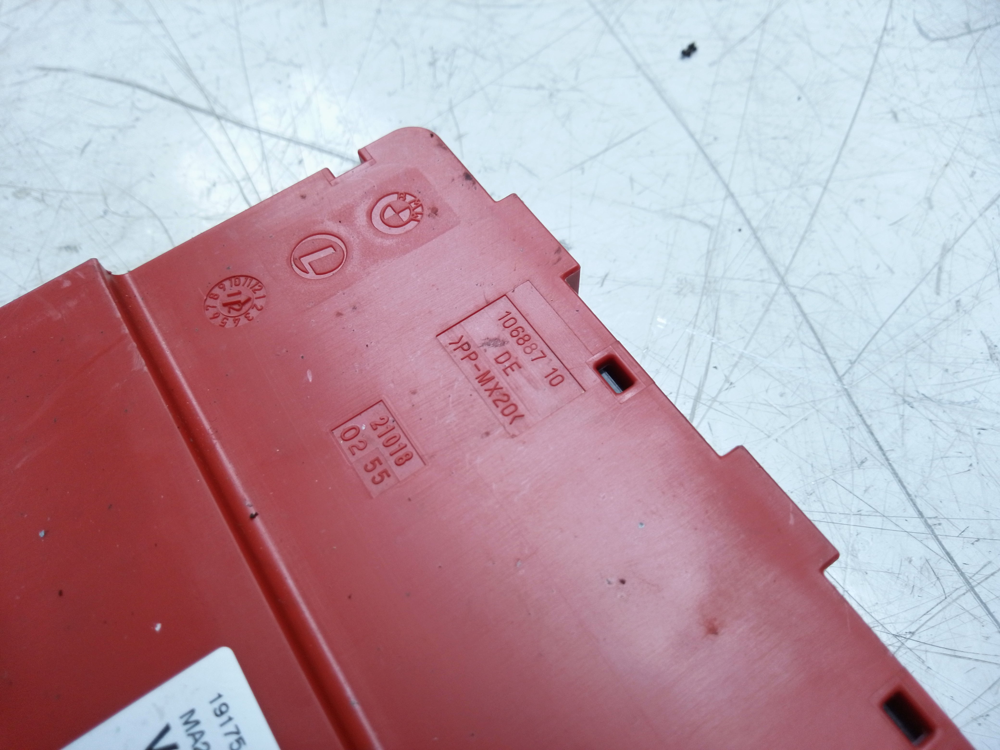 BMW 1, 3, 4 Series F20, F21, F30, F3X Battery Power Distribution Fuse Box (922775204)